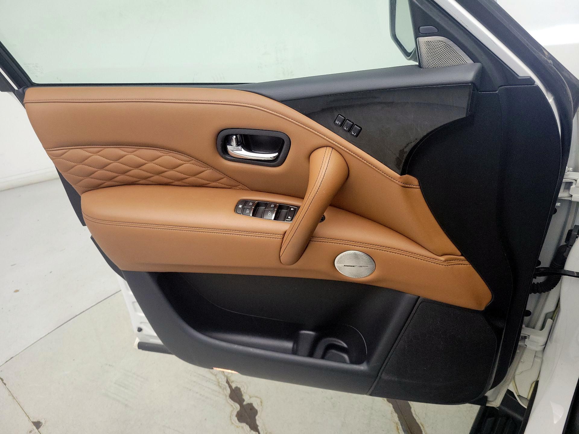 Thumbnail: 2020 INFINITI QX80 - 12