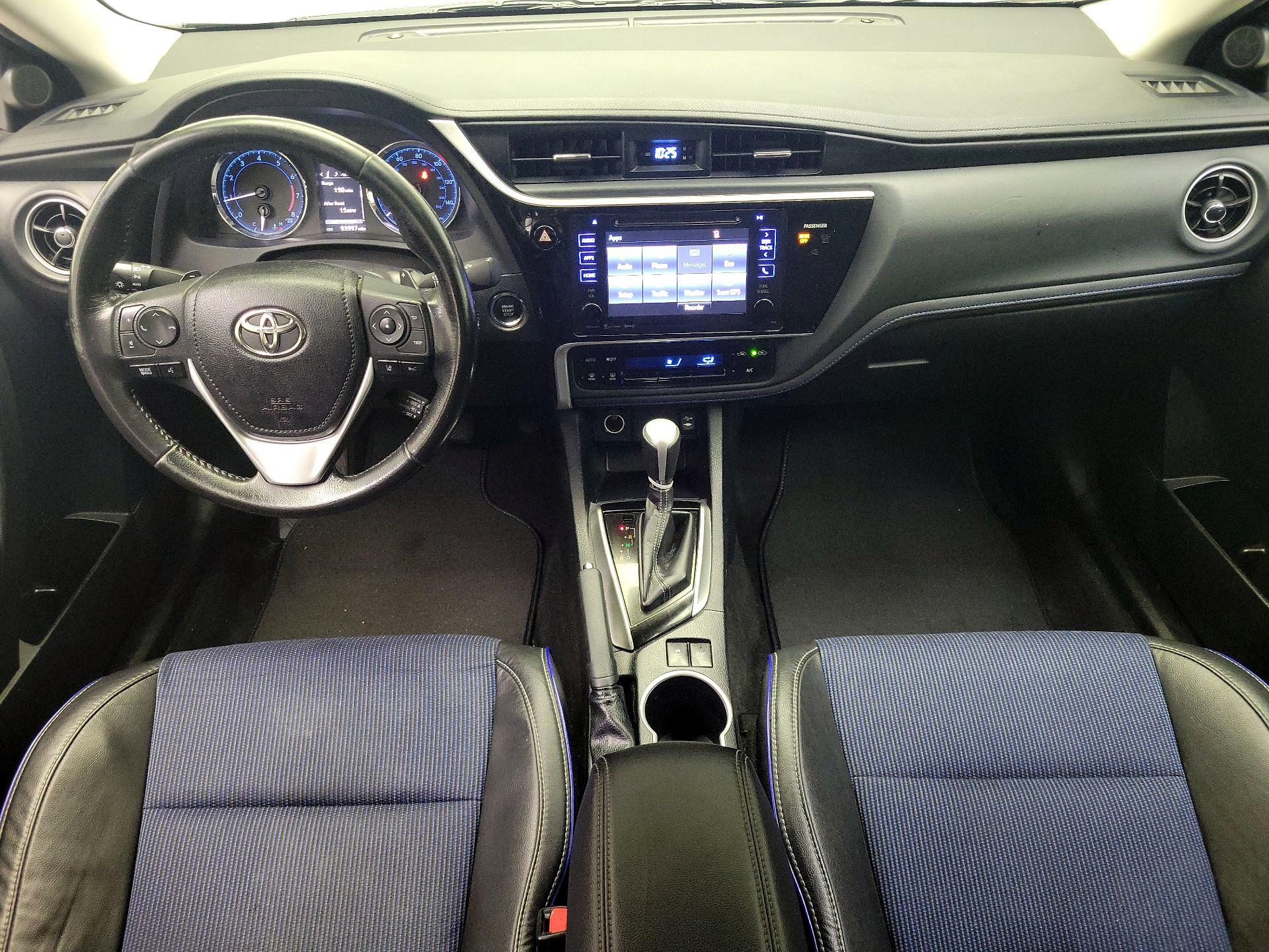 Thumbnail: 2017 Toyota Corolla - 9