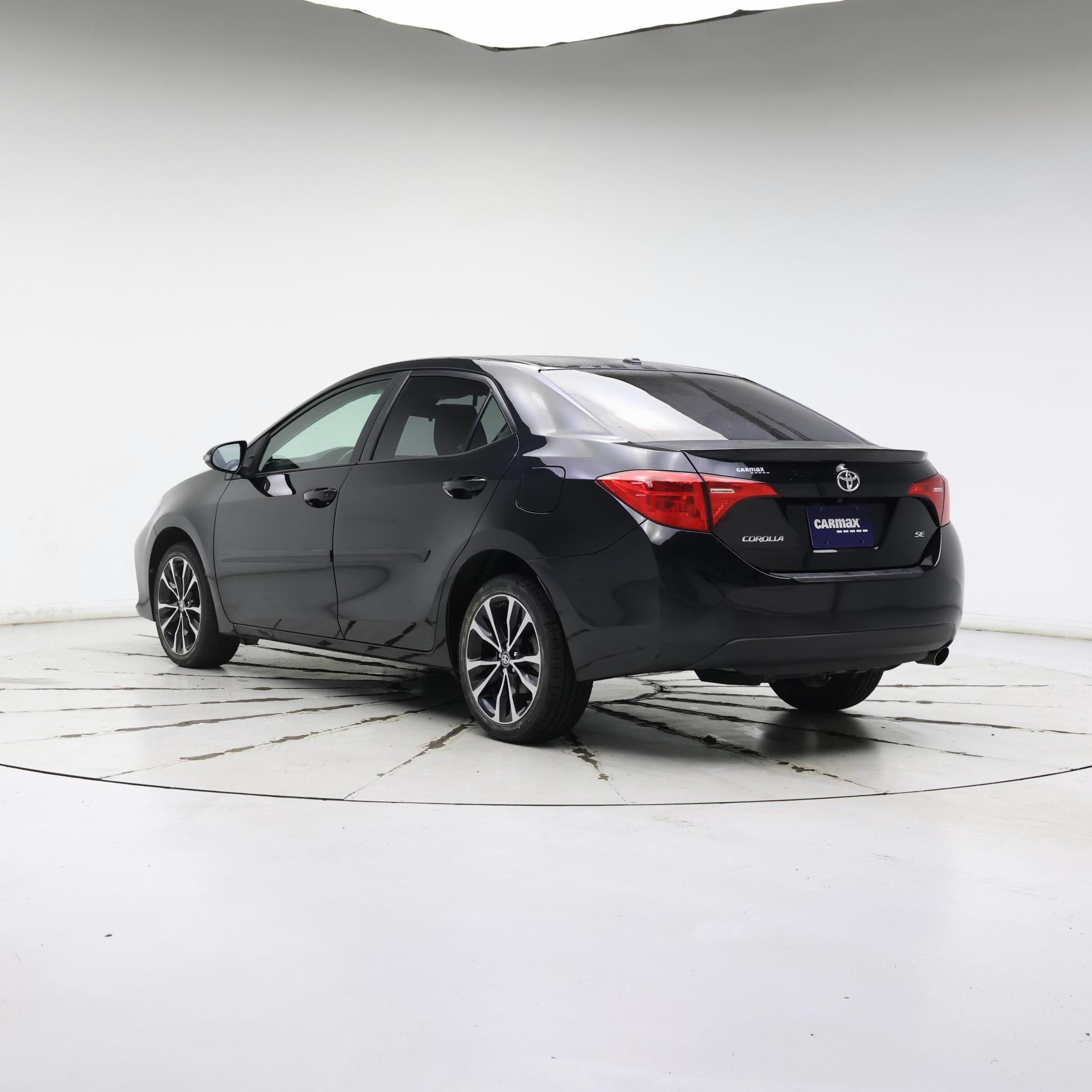 Thumbnail: 2017 Toyota Corolla - 2
