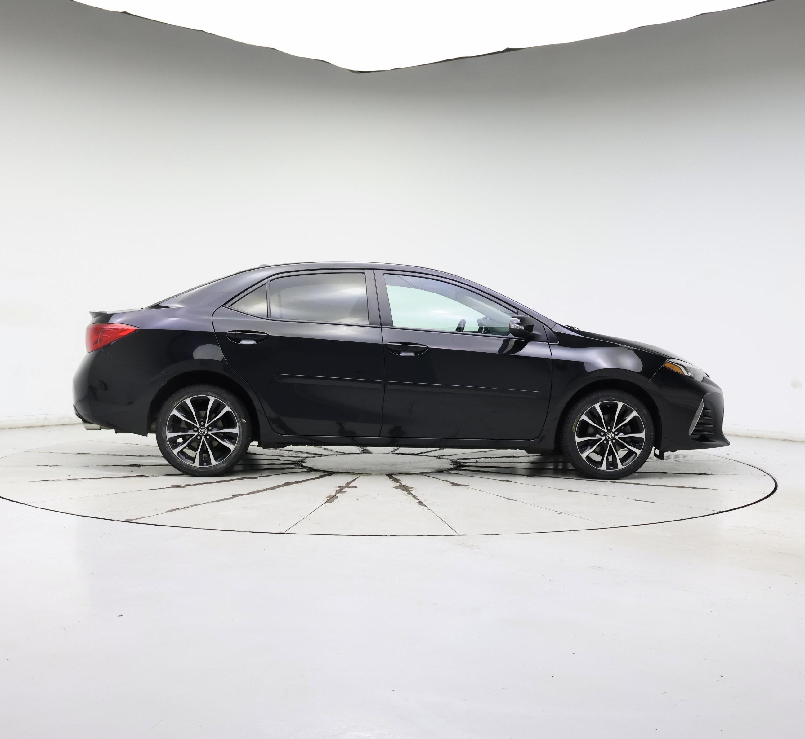 Thumbnail: 2017 Toyota Corolla - 7