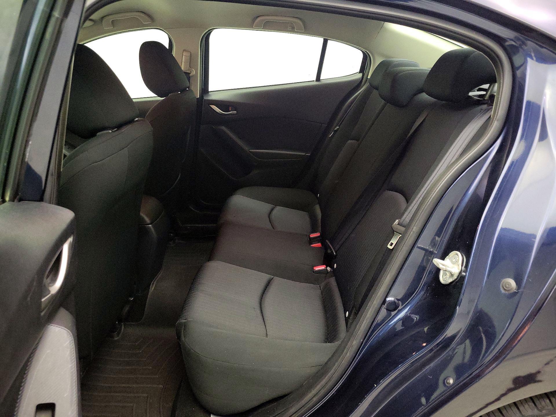 Thumbnail: 2015 Mazda Mazda3 - 18