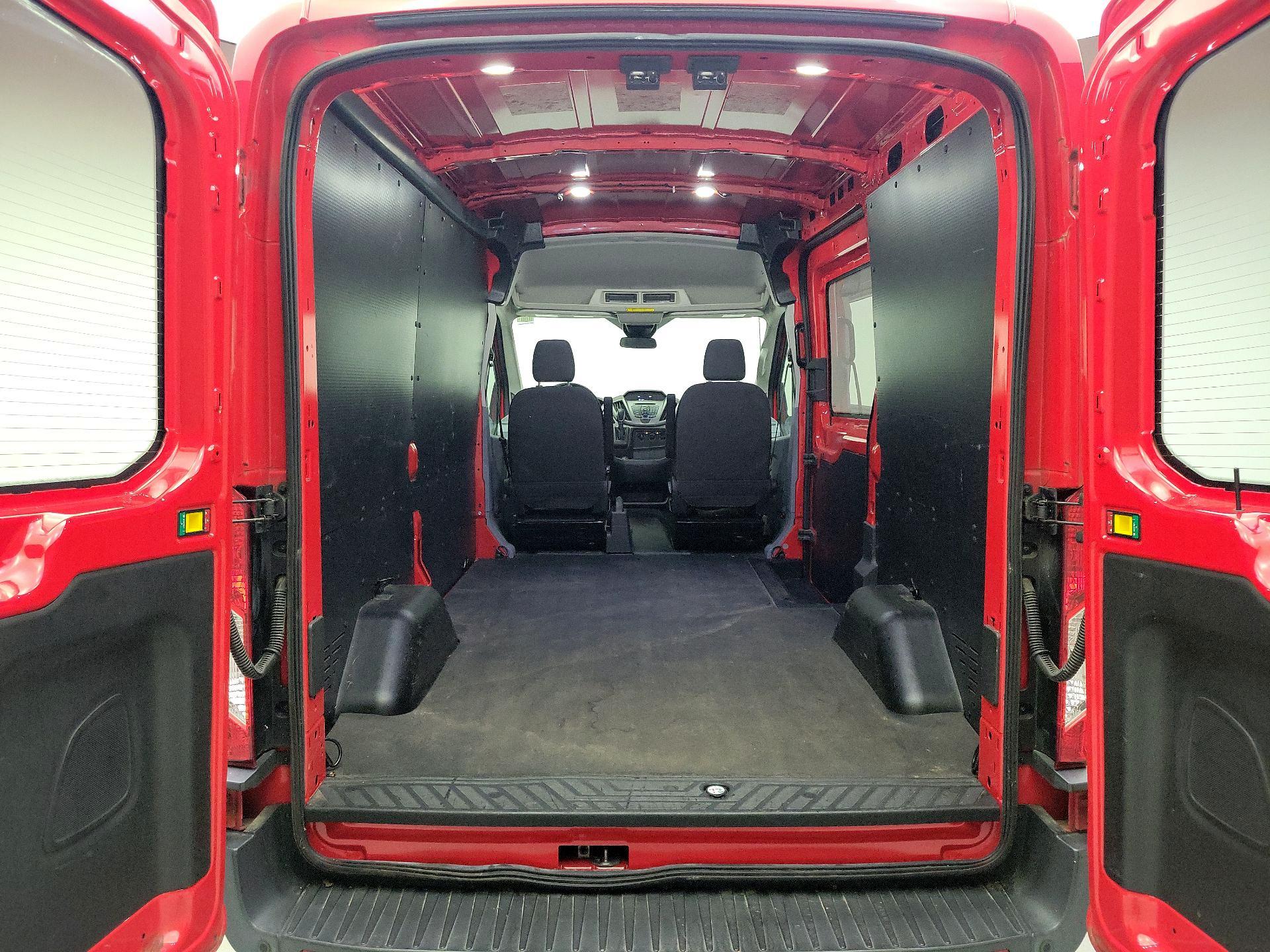 Thumbnail: 2017 Ford Transit Series - 19