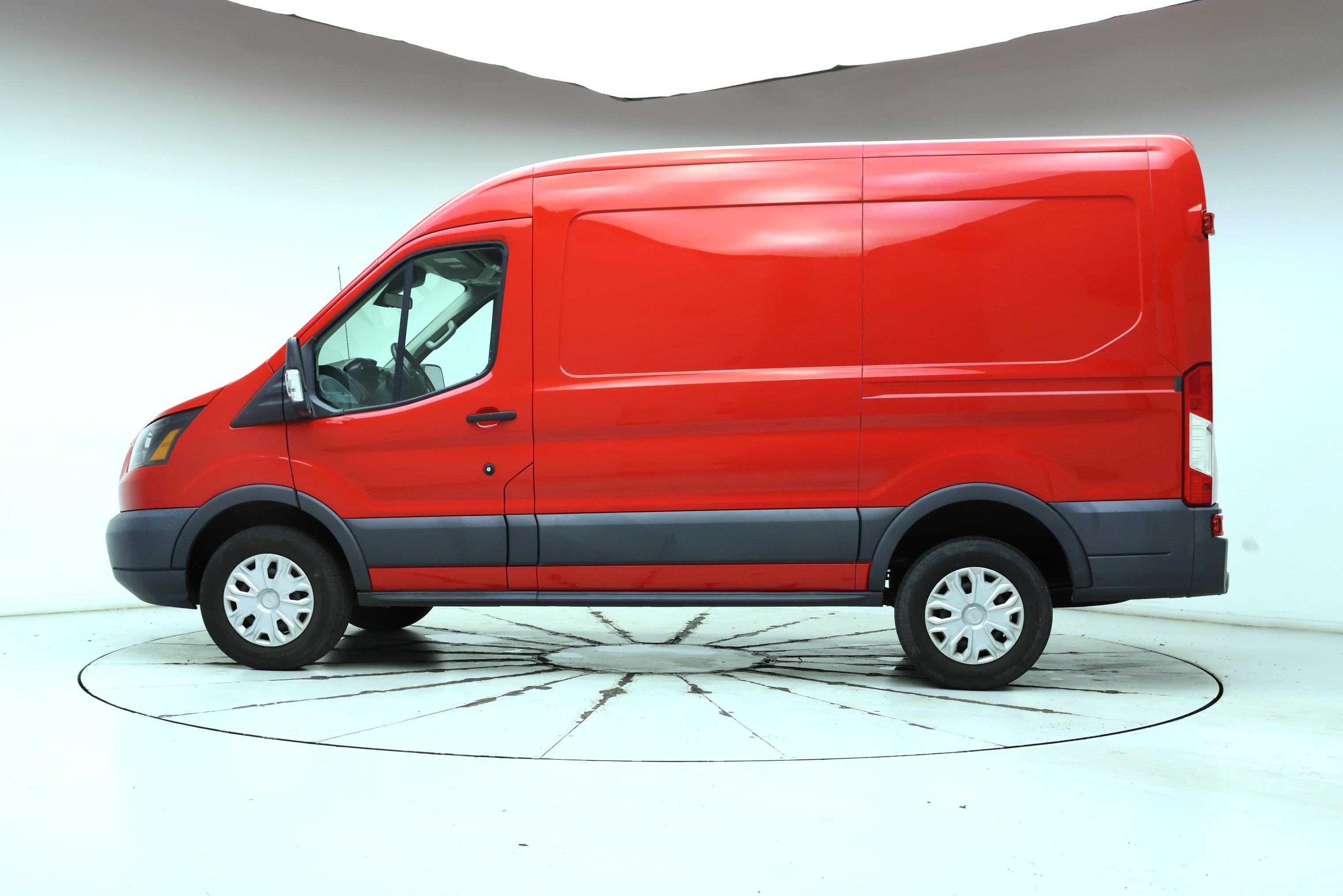 Thumbnail: 2017 Ford Transit Series - 3
