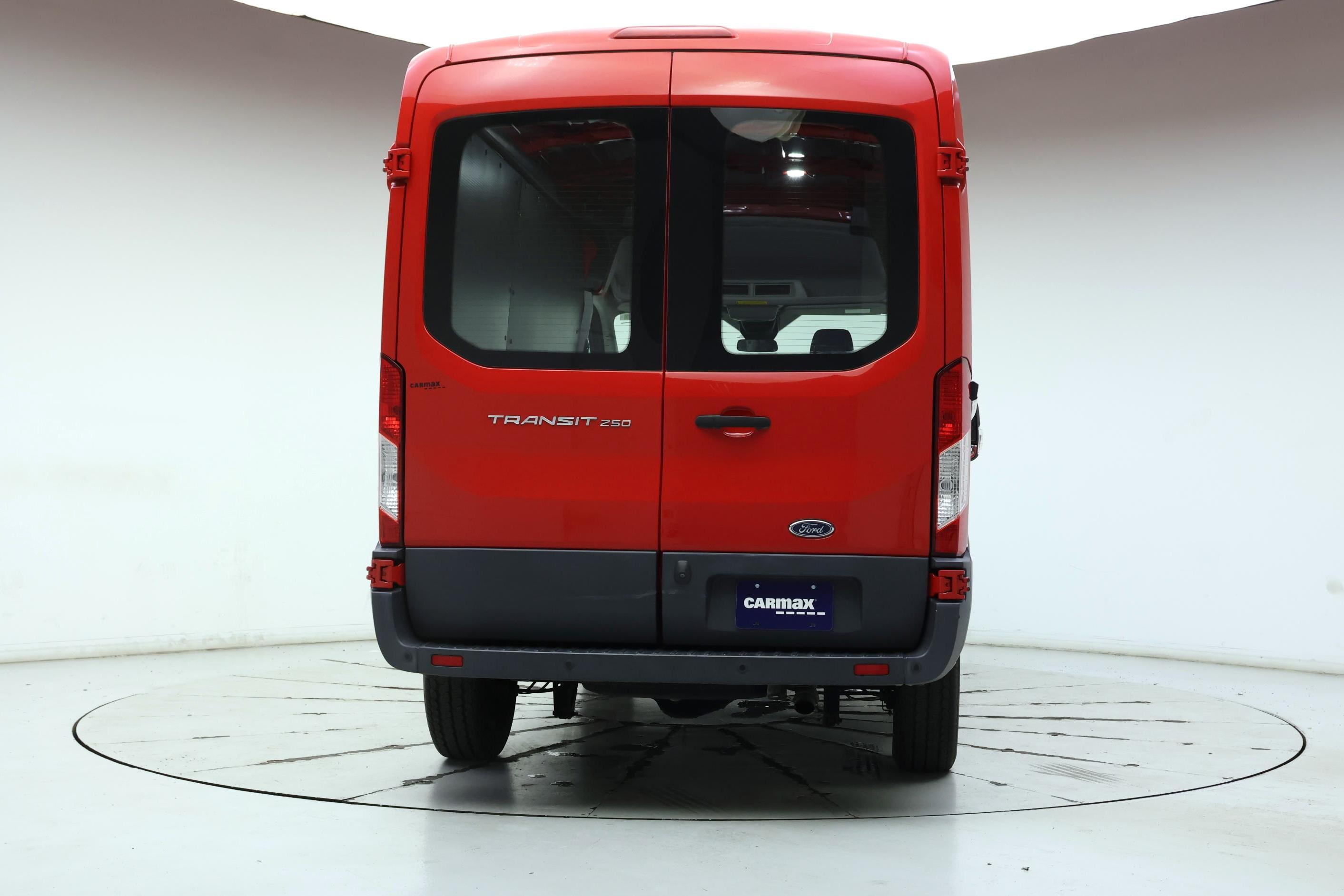 Thumbnail: 2017 Ford Transit Series - 6
