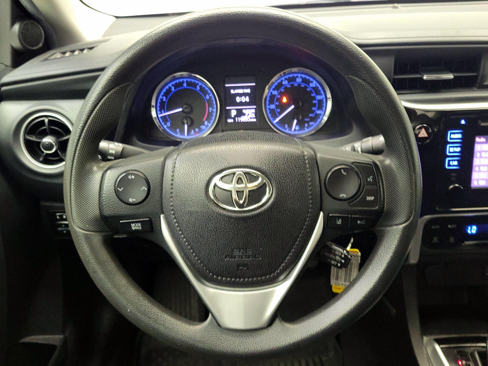 Thumbnail: 2019 Toyota Corolla - 10