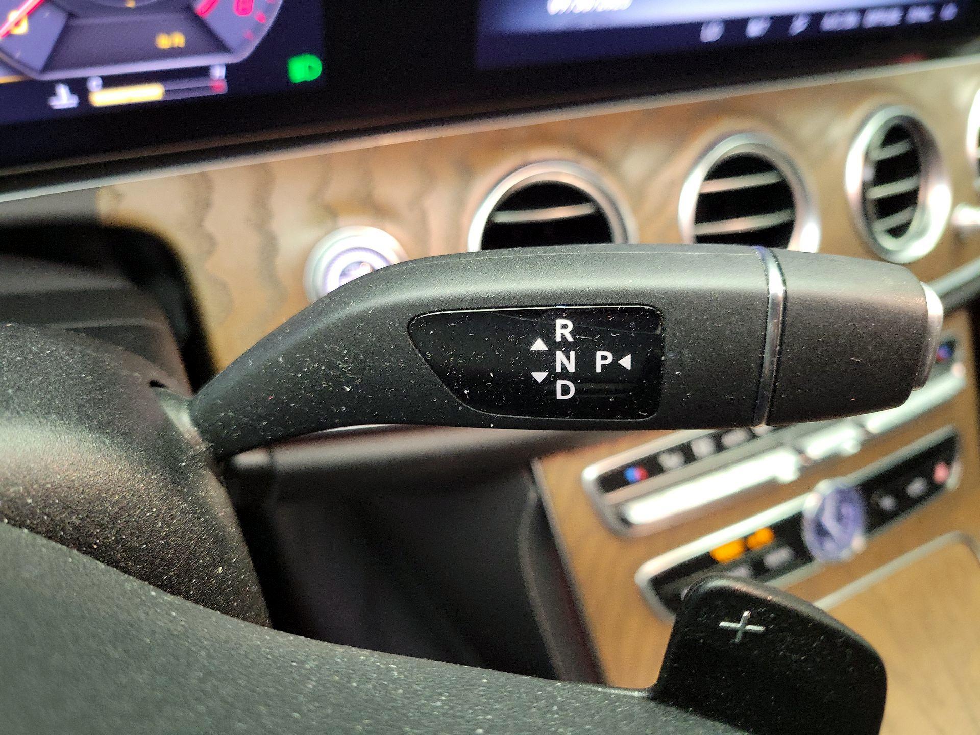 Thumbnail: 2019 Mercedes-Benz E-Class - 18