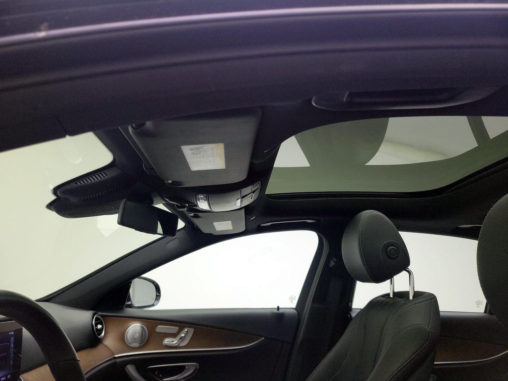 Thumbnail: 2019 Mercedes-Benz E-Class - 20
