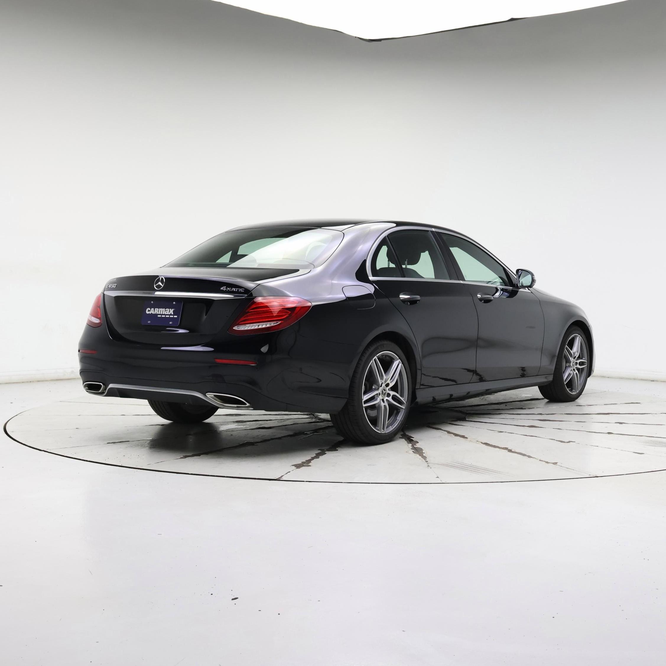 Thumbnail: 2019 Mercedes-Benz E-Class - 8