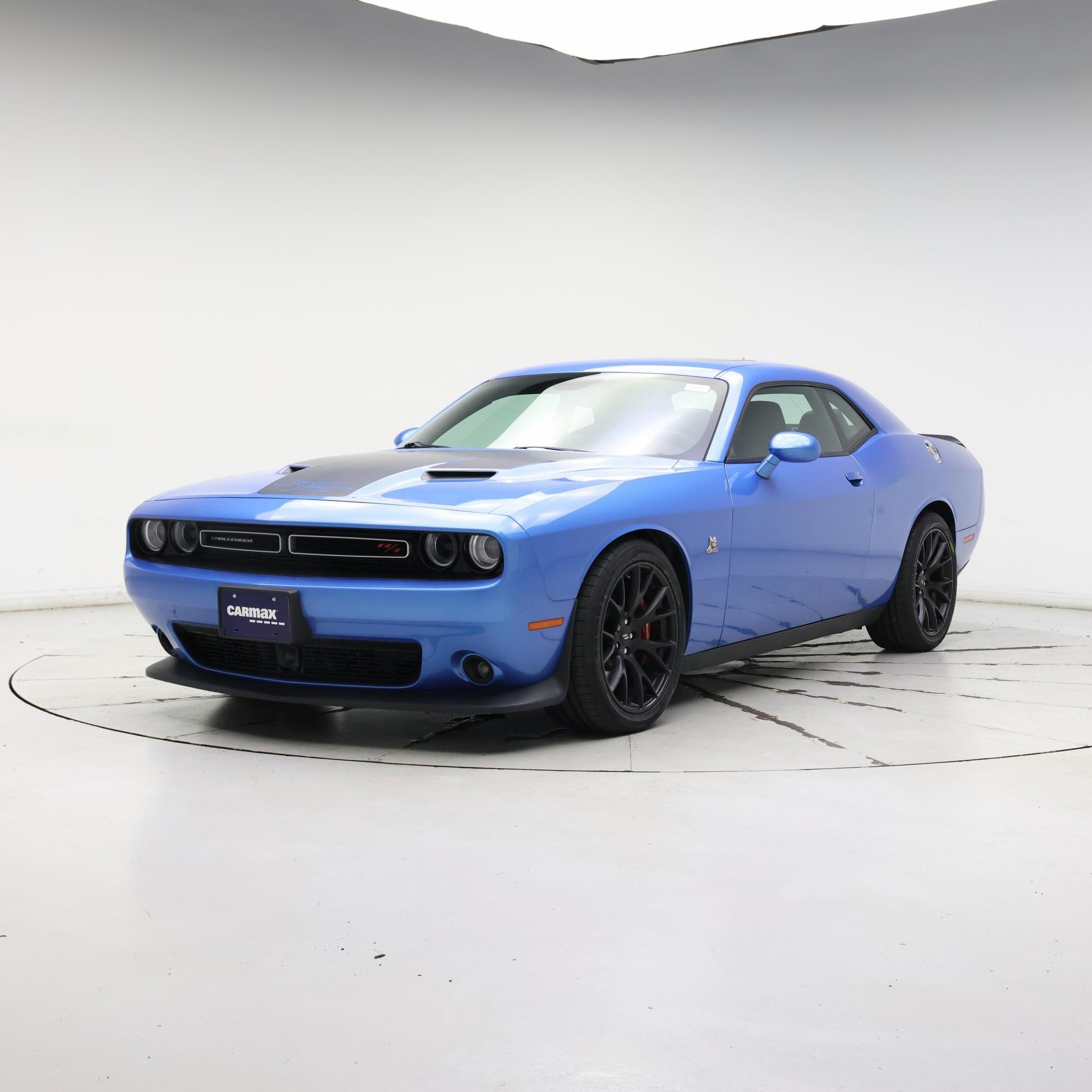 Thumbnail: 2018 Dodge Challenger - 4