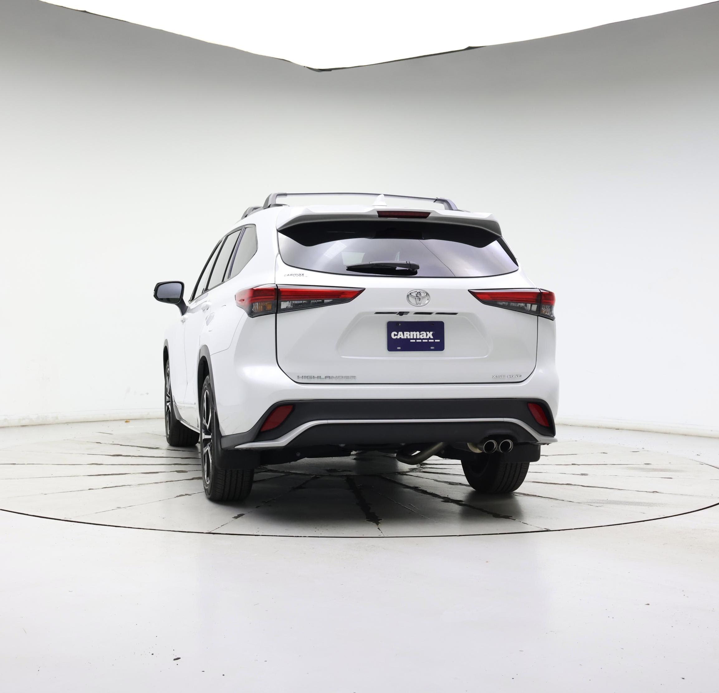 Thumbnail: 2022 Toyota Highlander - 6