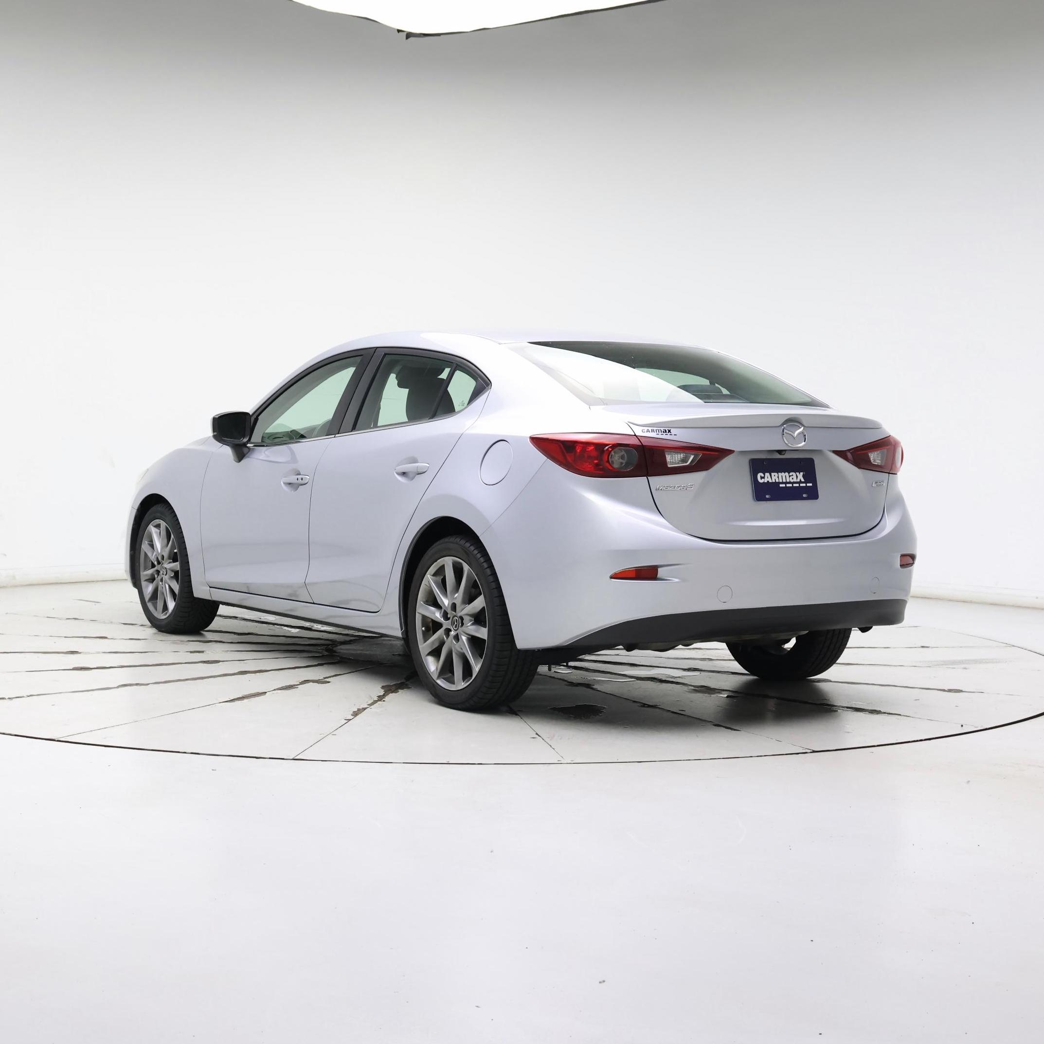 Thumbnail: 2018 Mazda Mazda3 - 2