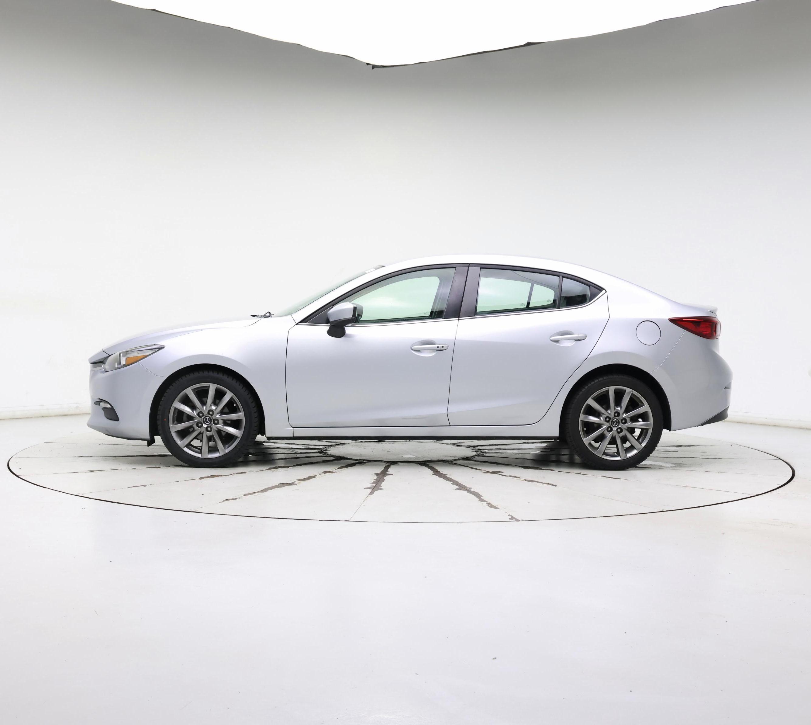 Thumbnail: 2018 Mazda Mazda3 - 3