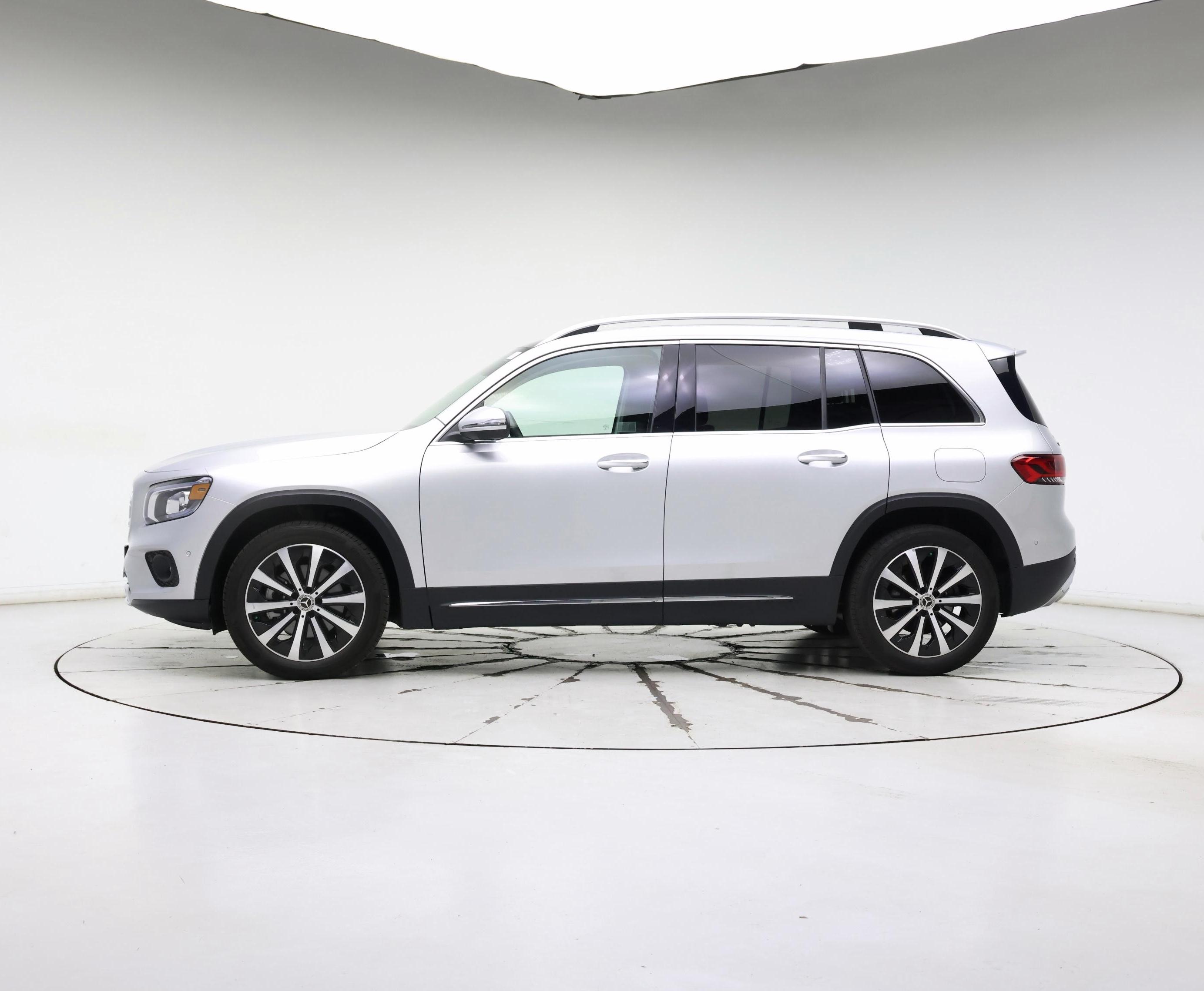 Thumbnail: 2022 Mercedes-Benz GLB - 3