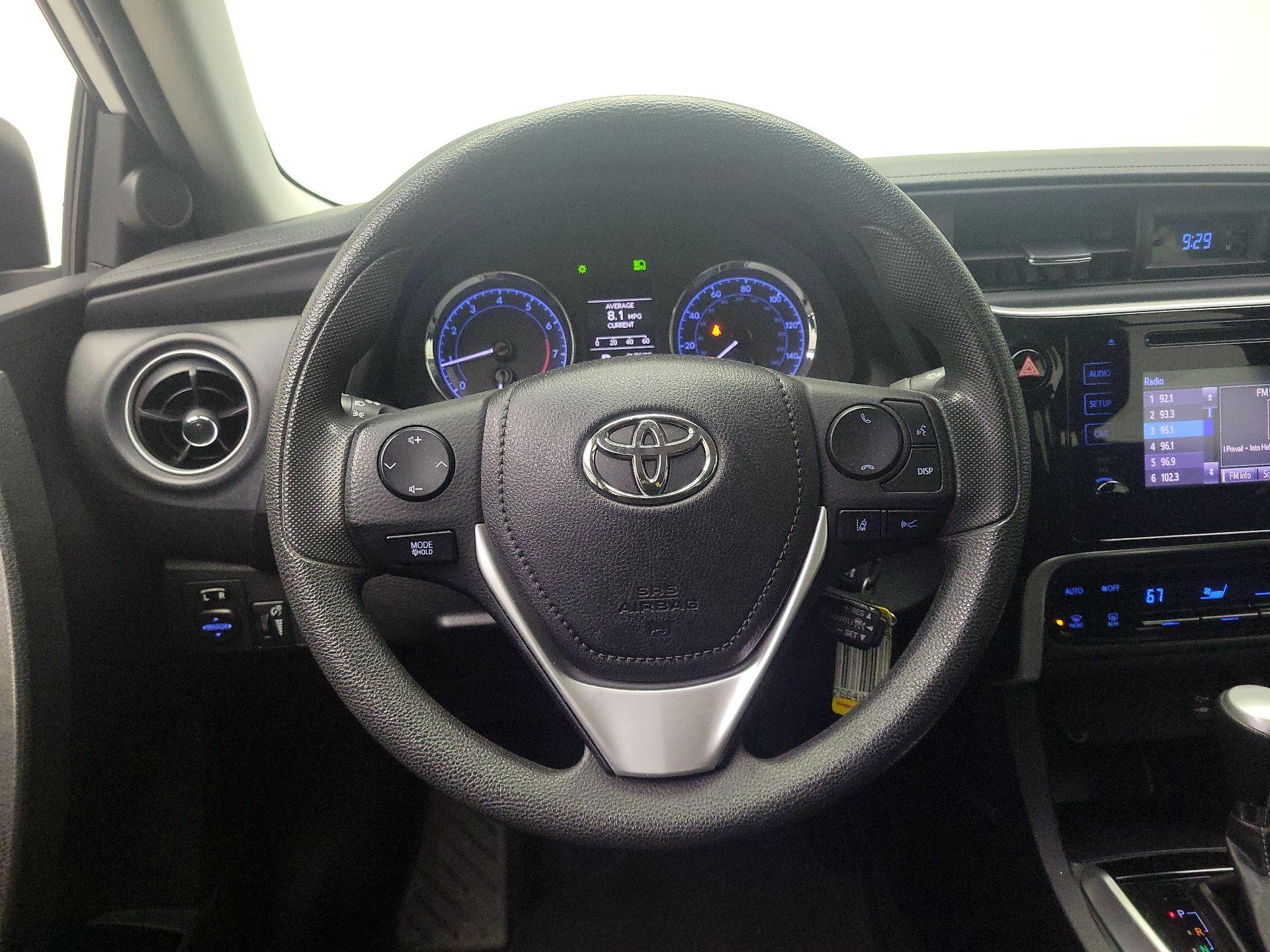 Thumbnail: 2018 Toyota Corolla - 10