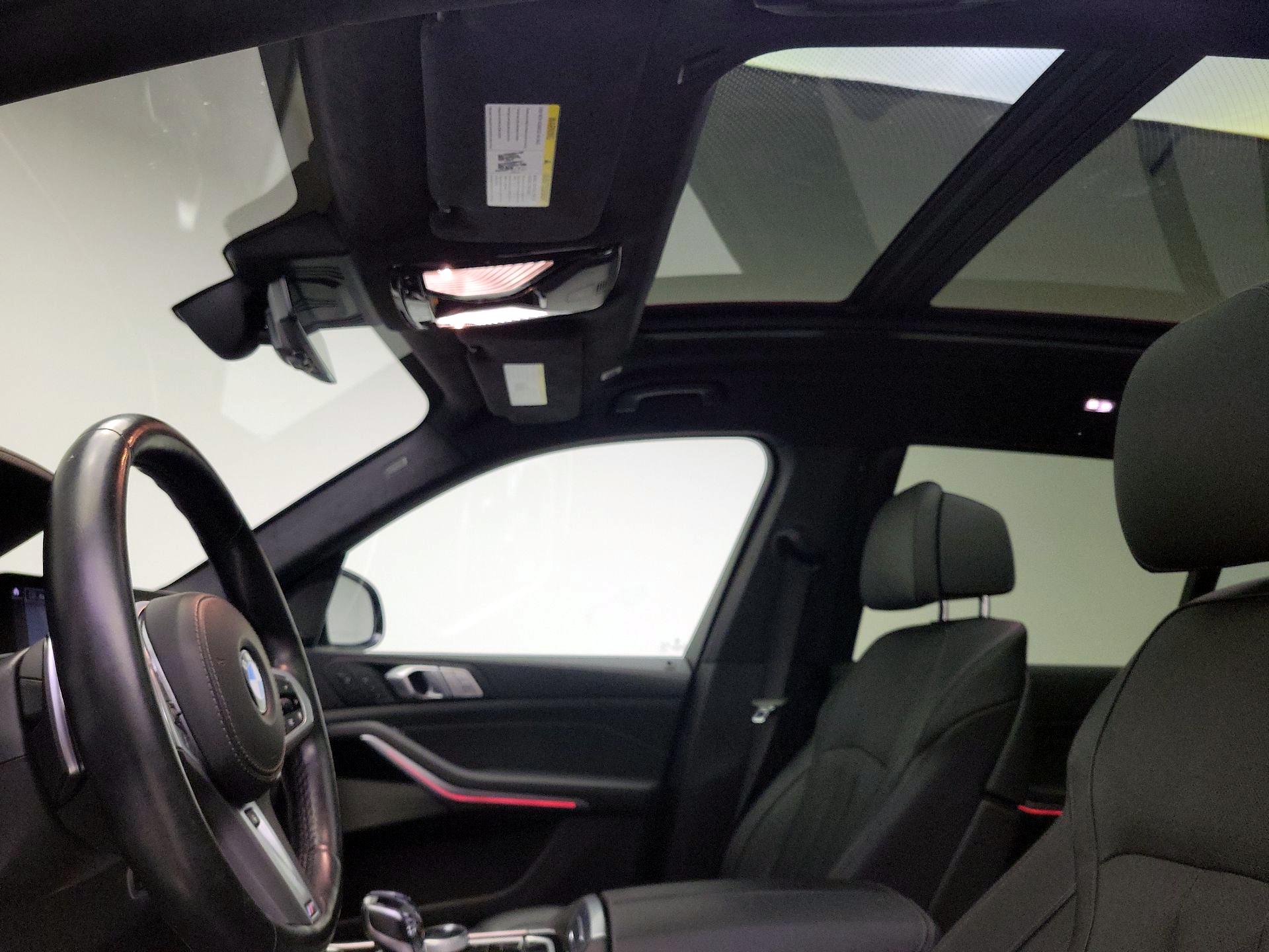 Thumbnail: 2022 BMW X7 - 19
