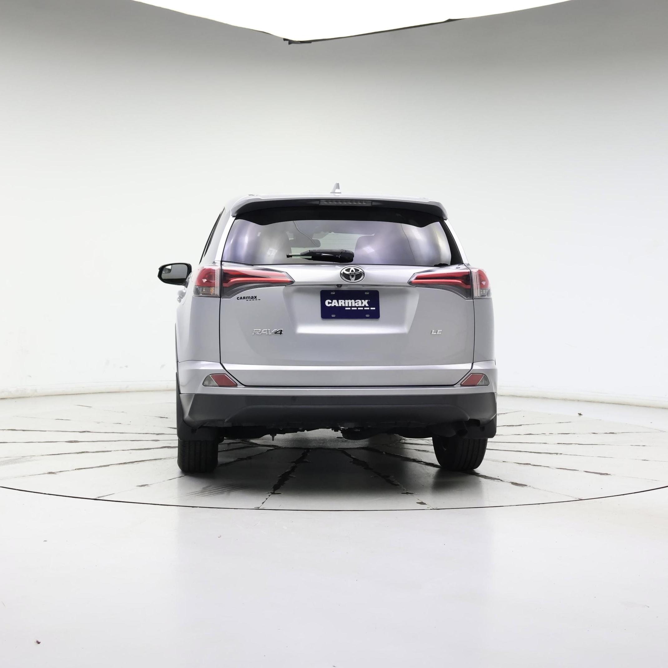 Thumbnail: 2018 Toyota RAV4 - 6