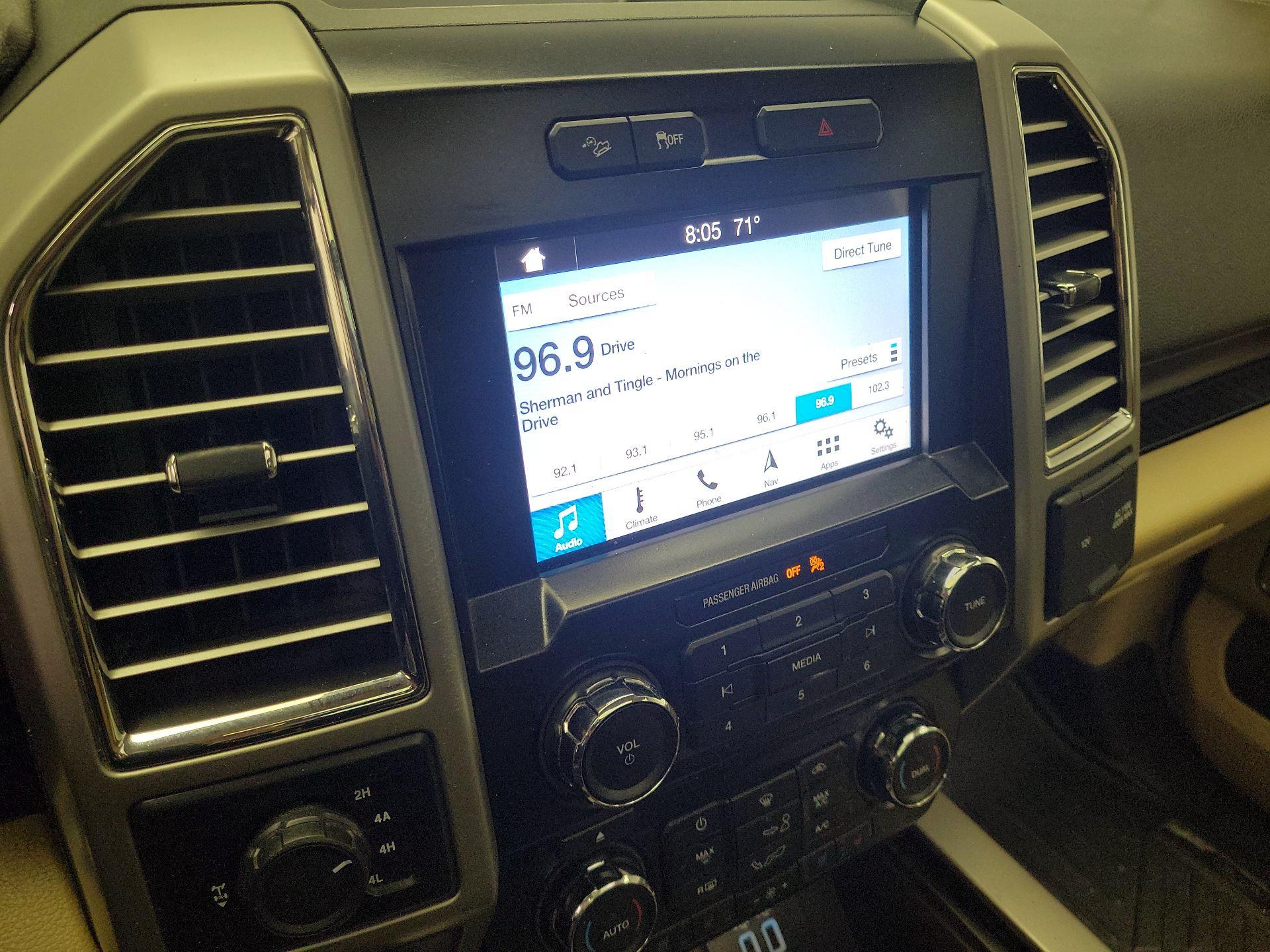 Thumbnail: 2016 Ford F-150 - 16