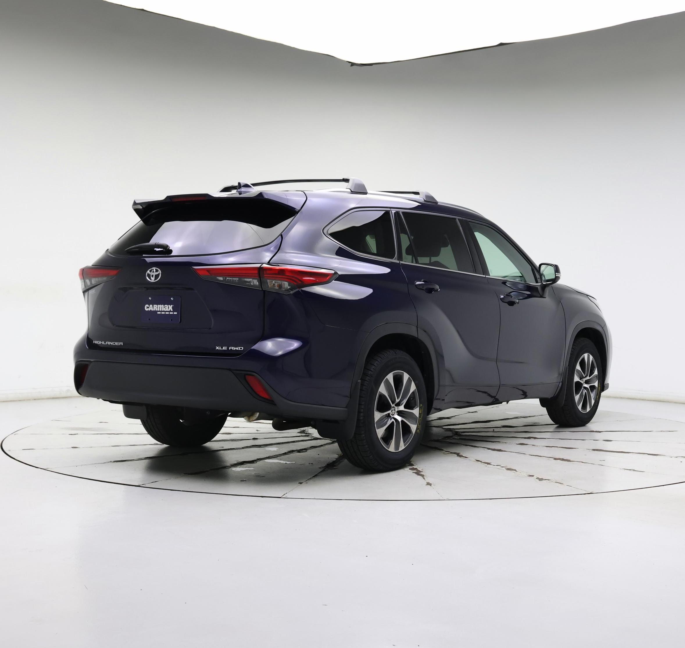 Thumbnail: 2021 Toyota Highlander - 8