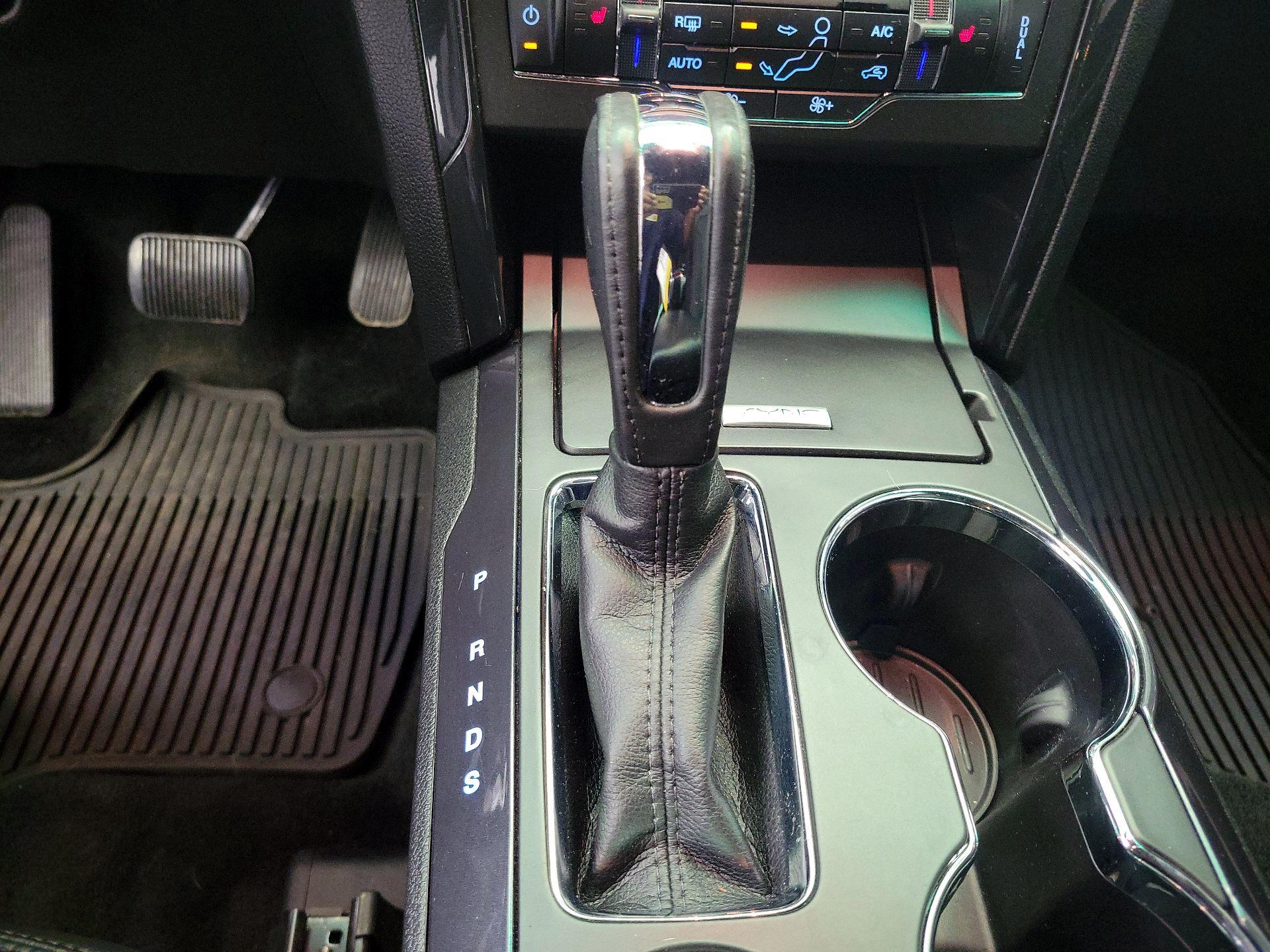 Thumbnail: 2017 Ford Explorer - 17