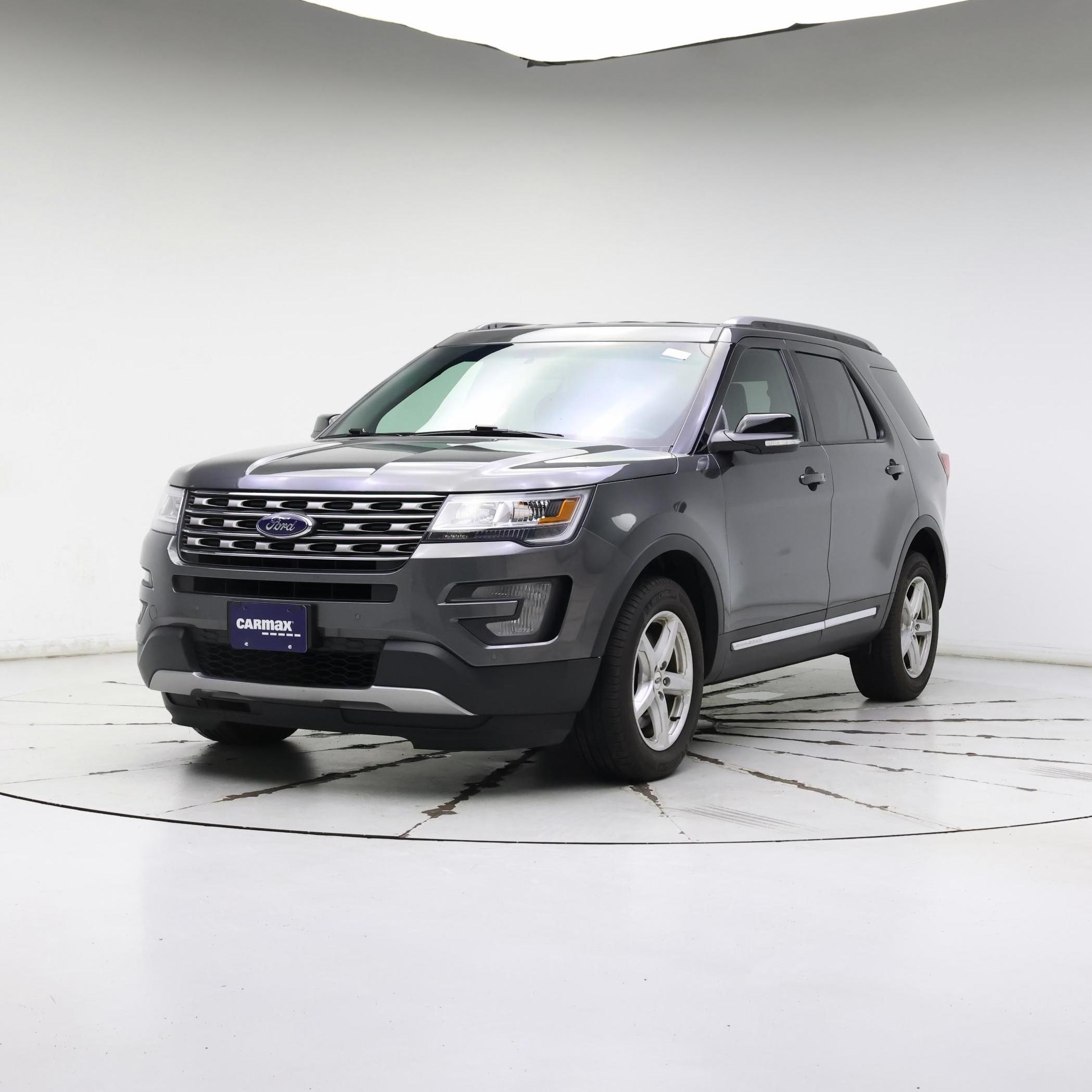Thumbnail: 2017 Ford Explorer - 4