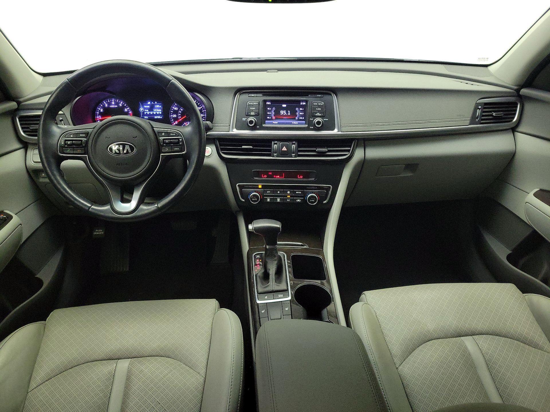 Thumbnail: 2016 Kia Optima - 9