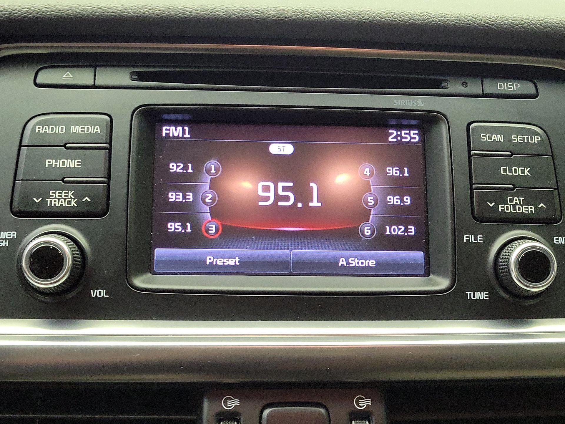 Thumbnail: 2016 Kia Optima - 15