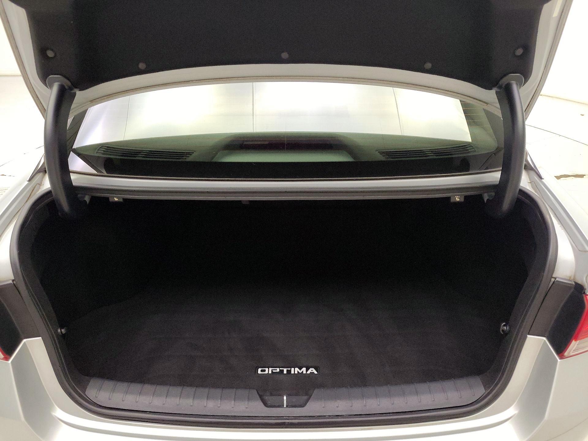 Thumbnail: 2016 Kia Optima - 20