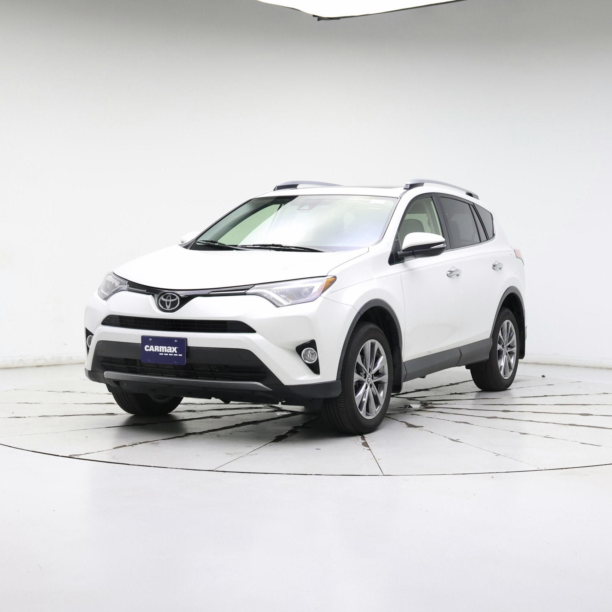 Thumbnail: 2018 Toyota RAV4 - 4
