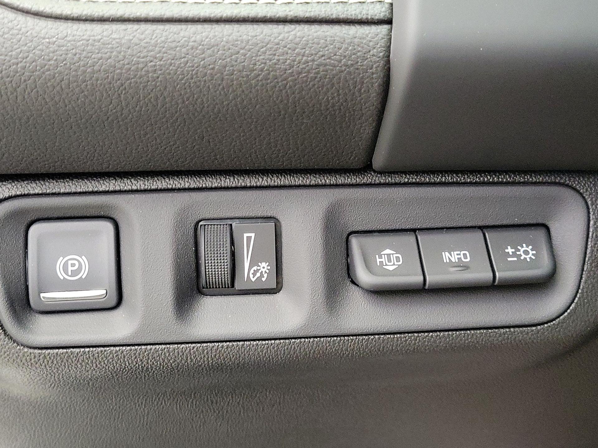 Thumbnail: 2022 GMC Acadia - 13