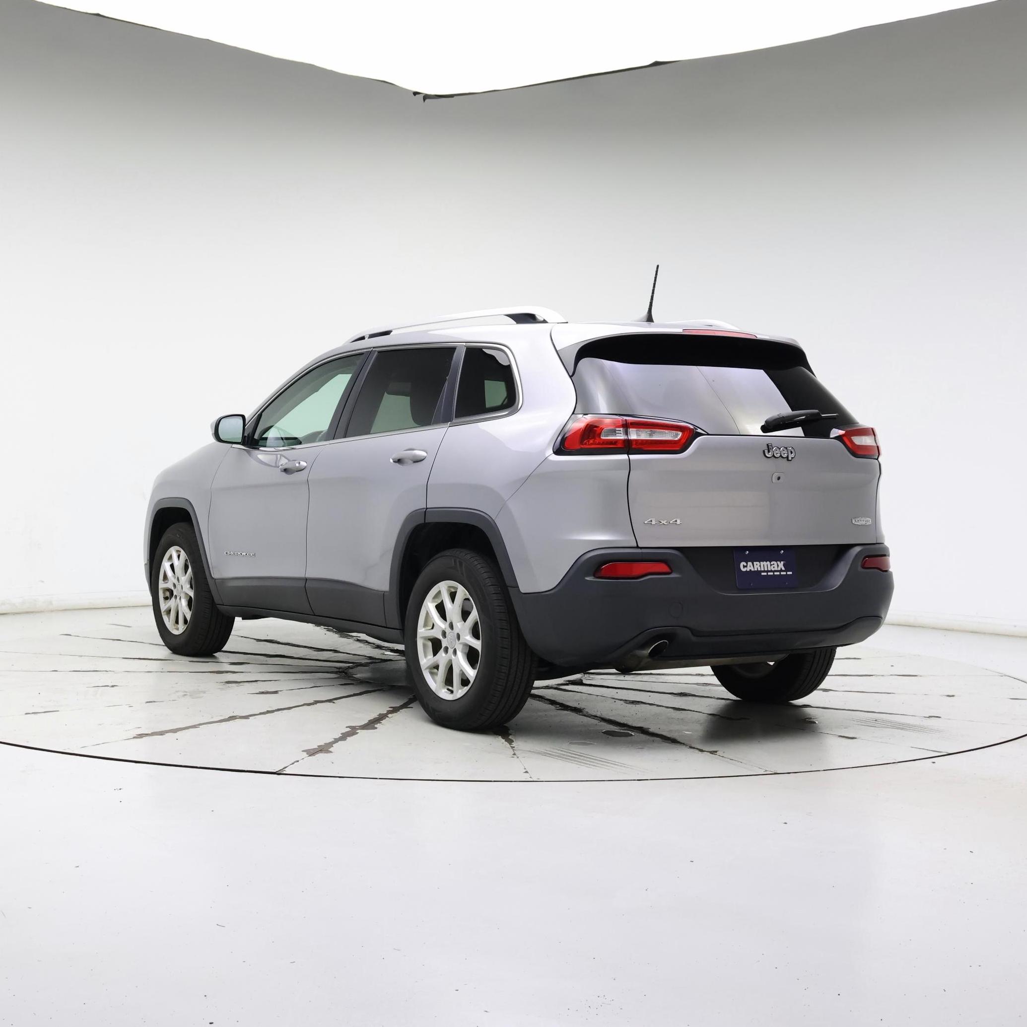 Thumbnail: 2017 Jeep Cherokee - 2