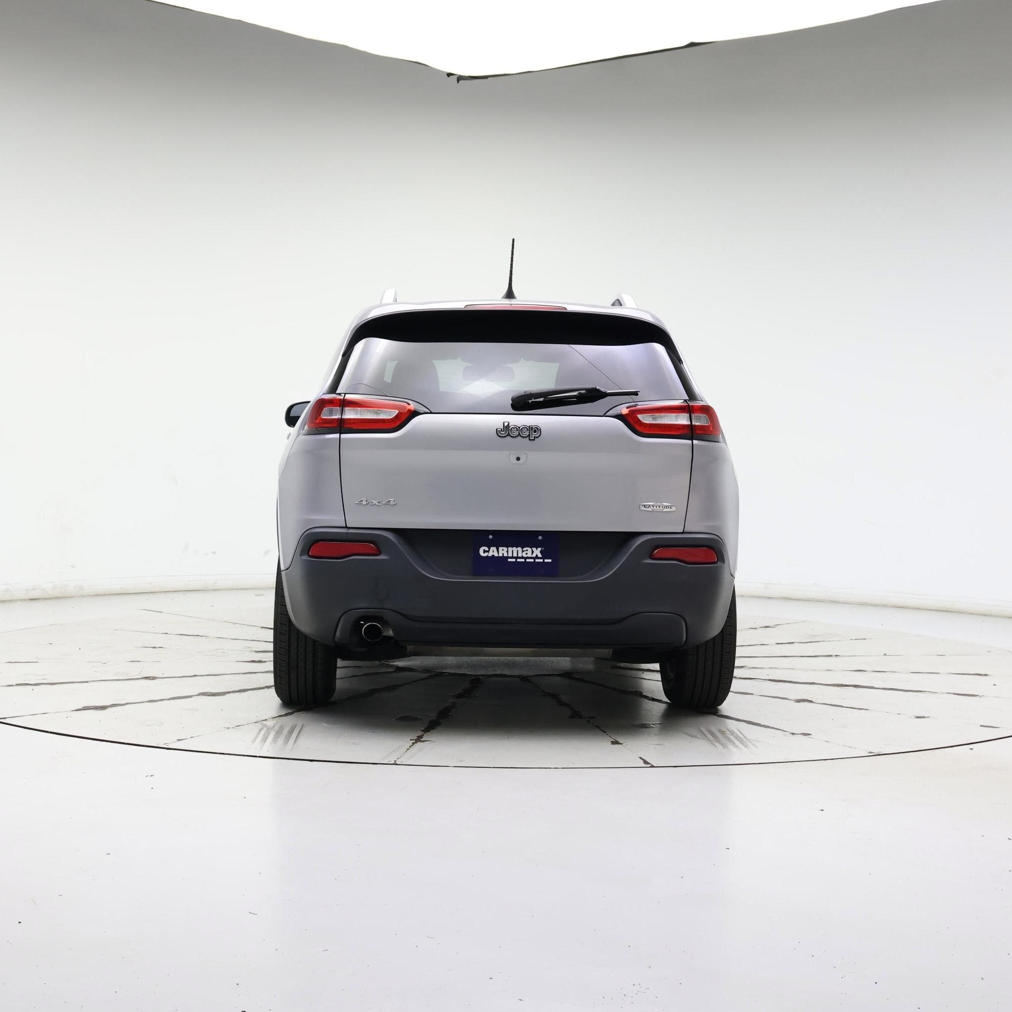 Thumbnail: 2017 Jeep Cherokee - 6