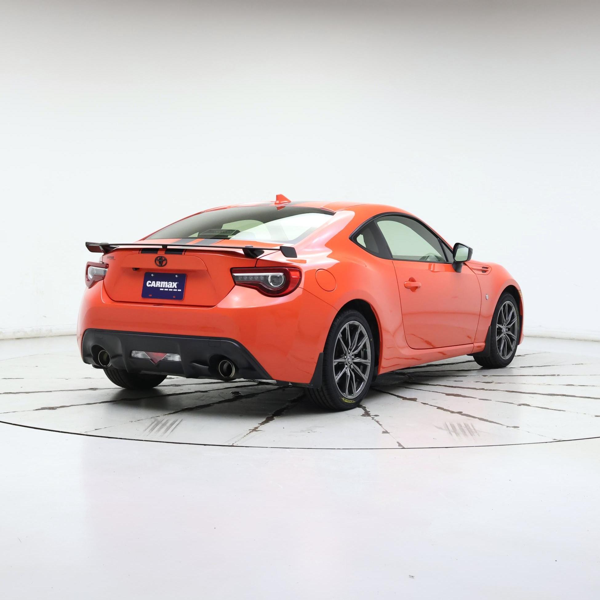 Thumbnail: 2017 Toyota 86 - 8