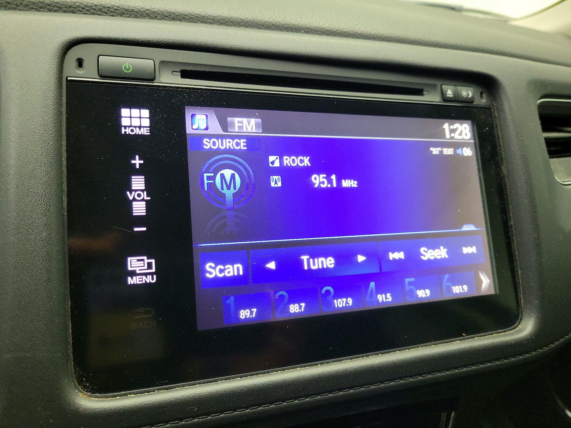 Thumbnail: 2016 Honda HR-V - 15