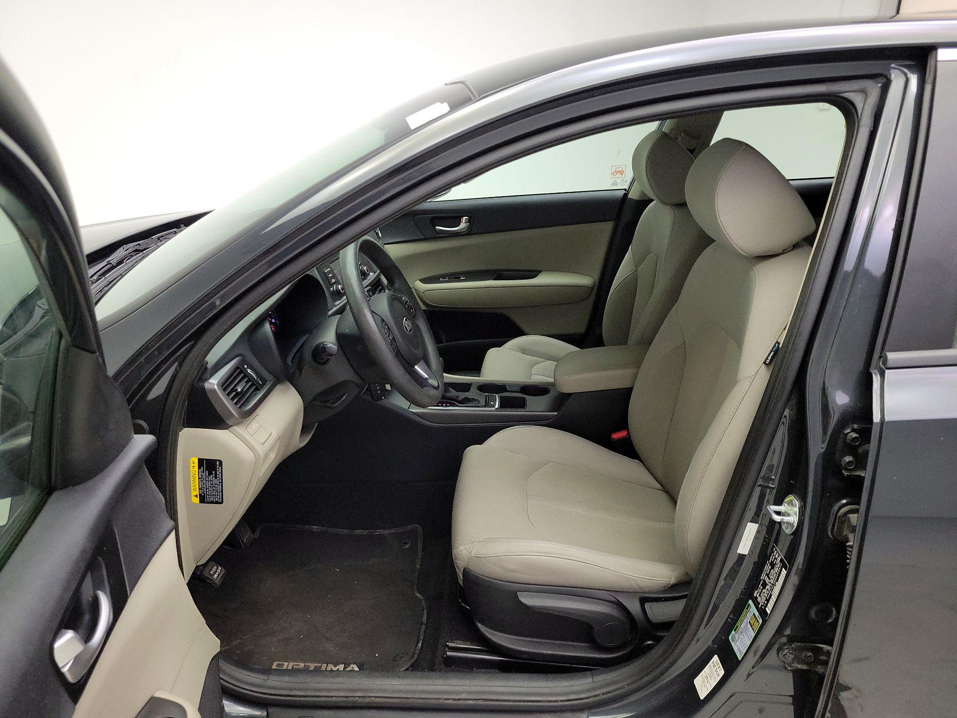Thumbnail: 2016 Kia Optima - 11