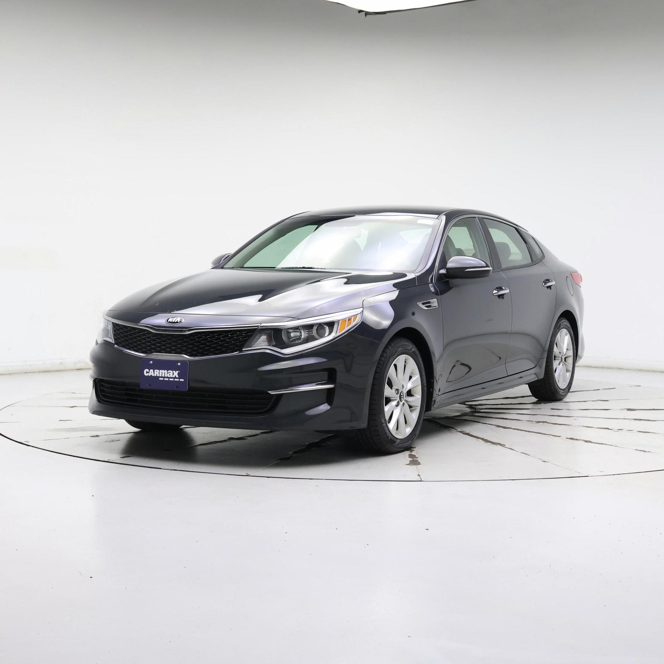 Thumbnail: 2016 Kia Optima - 4
