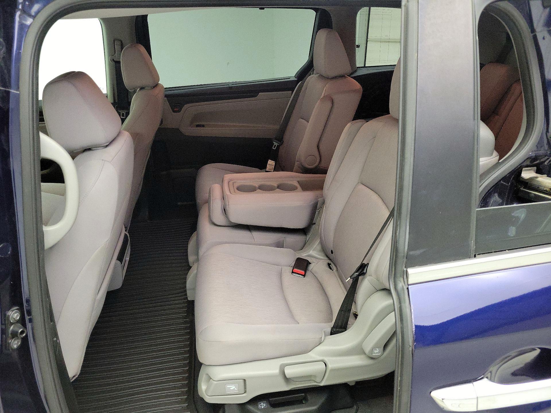 Thumbnail: 2019 Honda Odyssey - 19