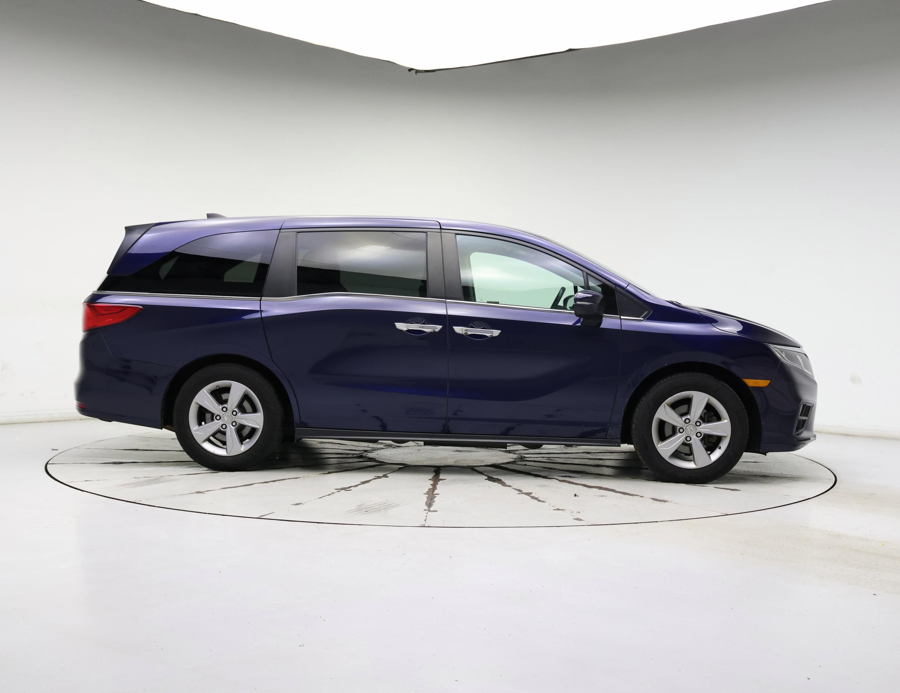 Thumbnail: 2019 Honda Odyssey - 7