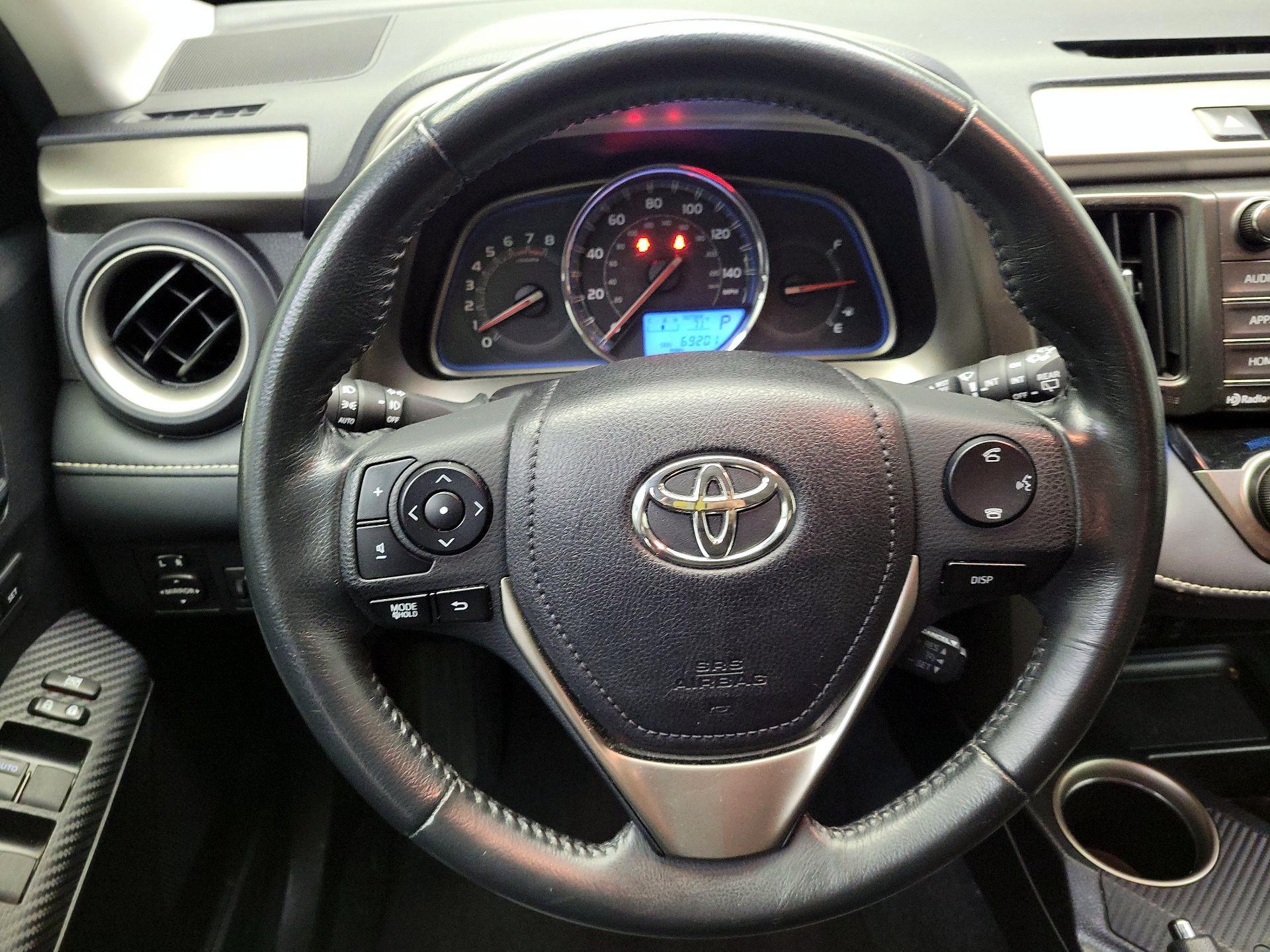 Thumbnail: 2014 Toyota RAV4 - 10