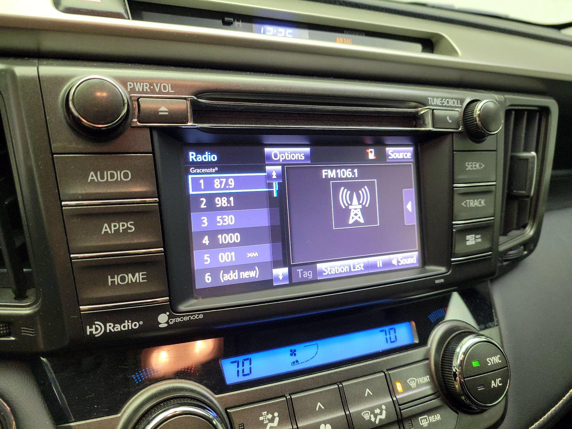 Thumbnail: 2014 Toyota RAV4 - 15