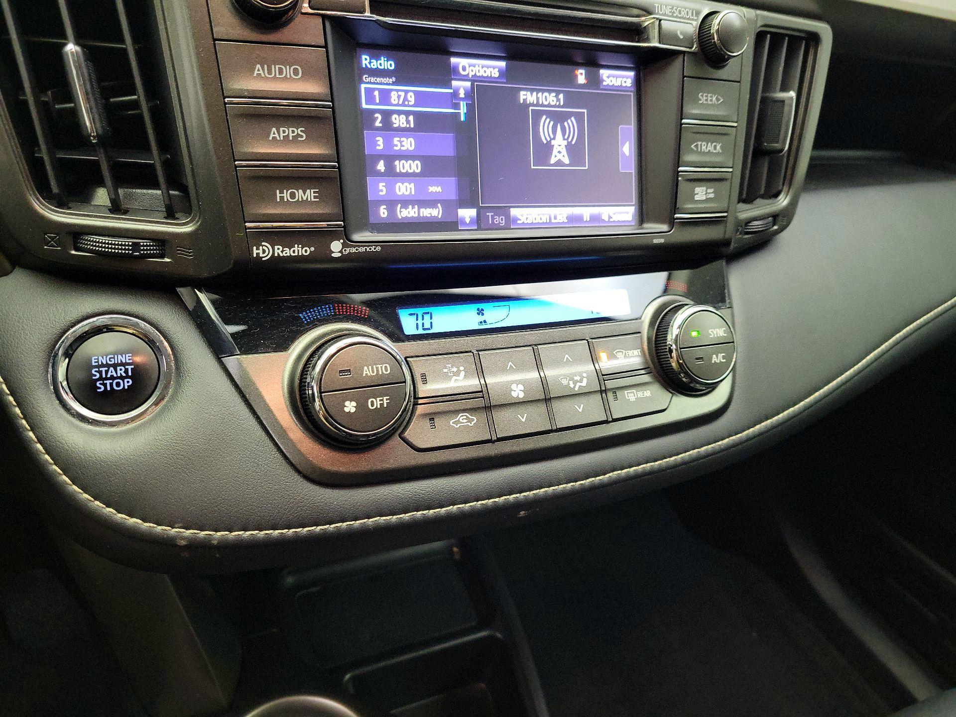 Thumbnail: 2014 Toyota RAV4 - 16
