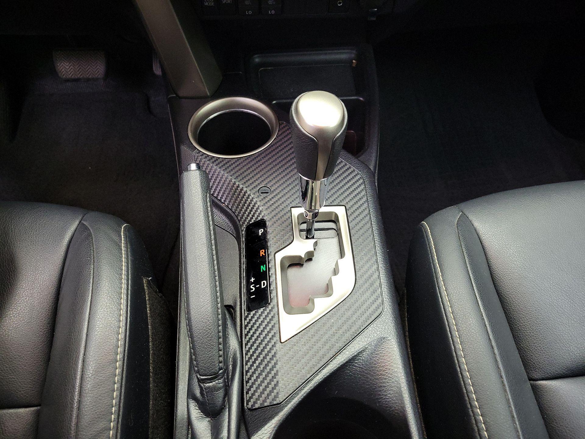 Thumbnail: 2014 Toyota RAV4 - 17