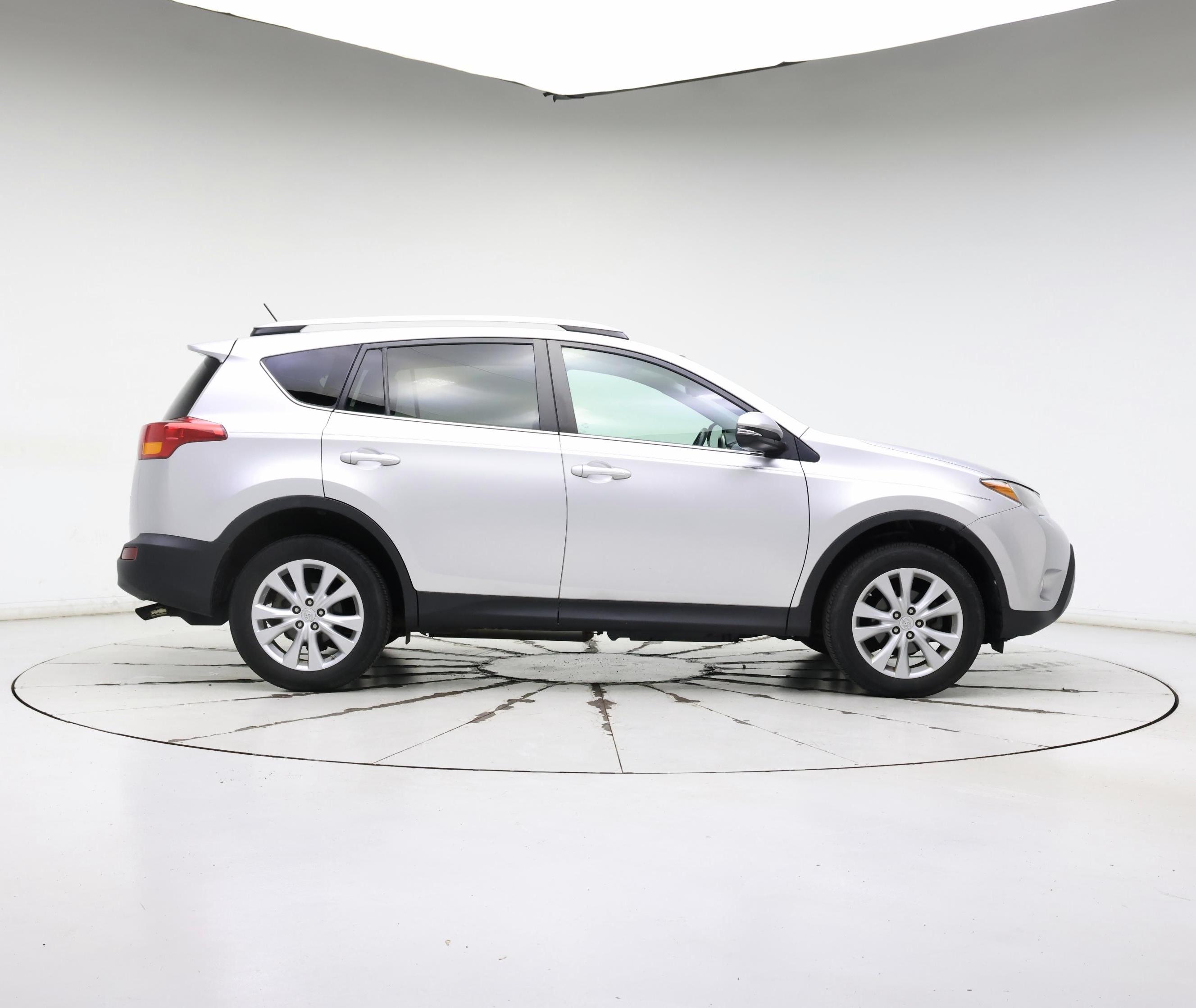 Thumbnail: 2014 Toyota RAV4 - 7