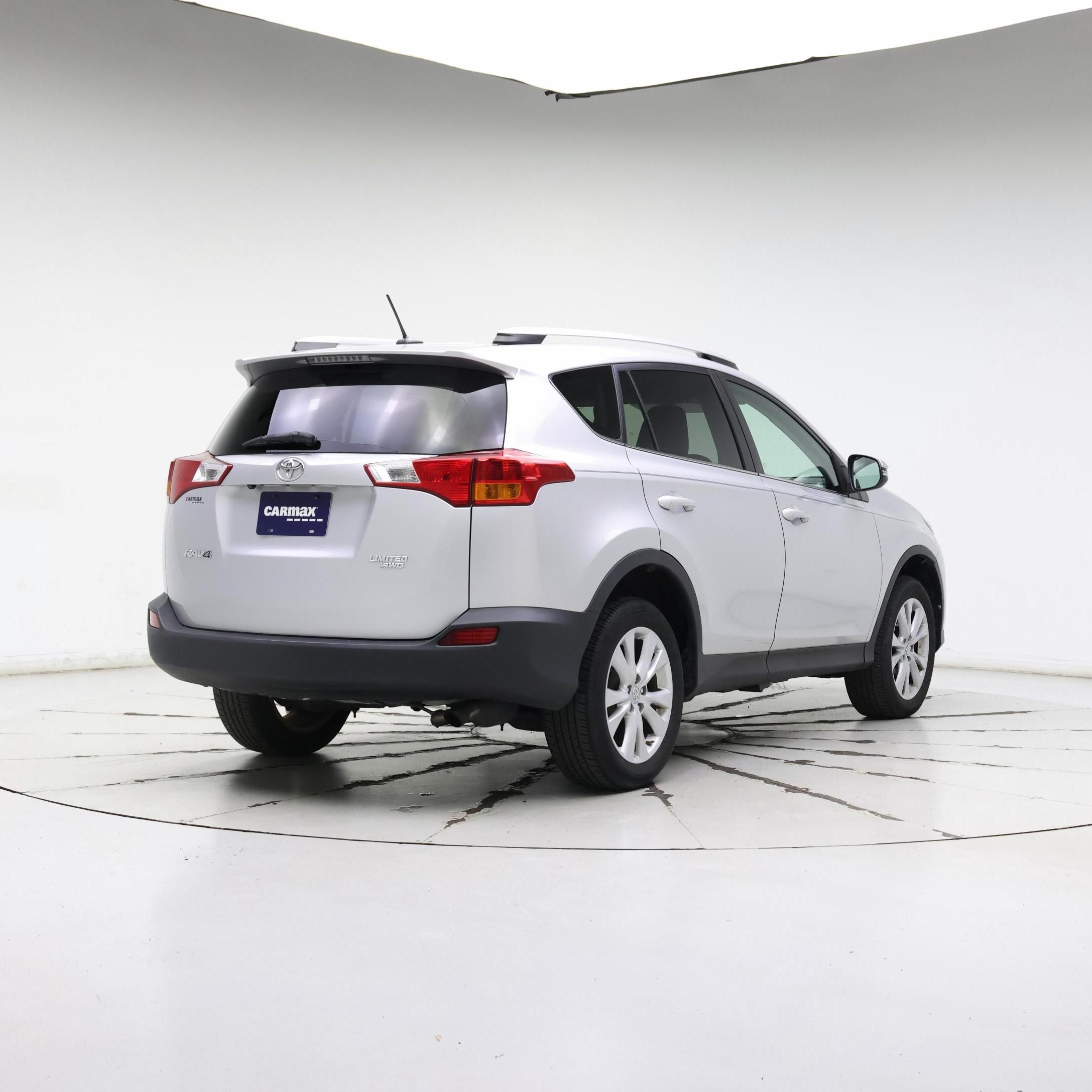 Thumbnail: 2014 Toyota RAV4 - 8