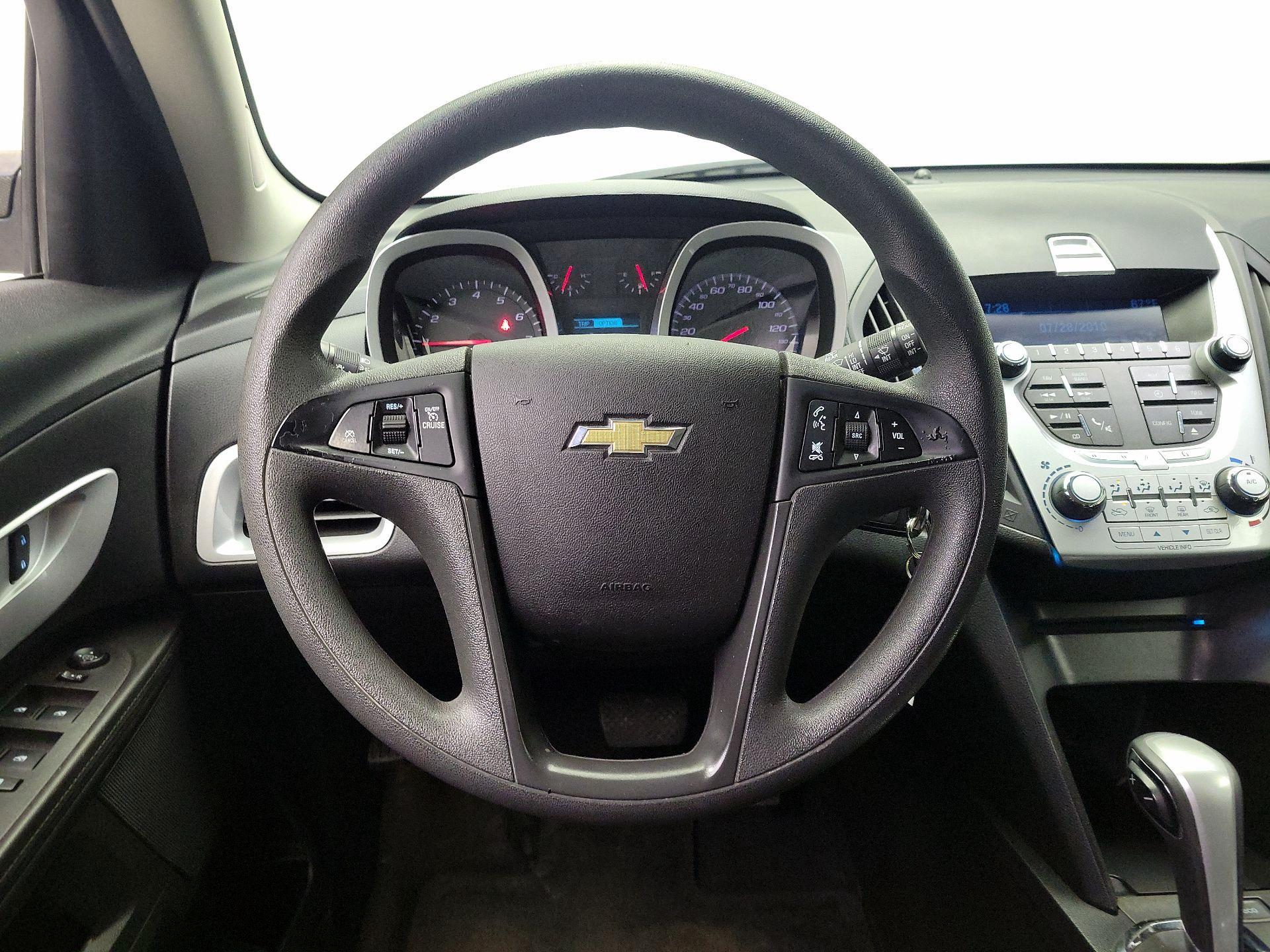 Thumbnail: 2015 Chevrolet Equinox - 10
