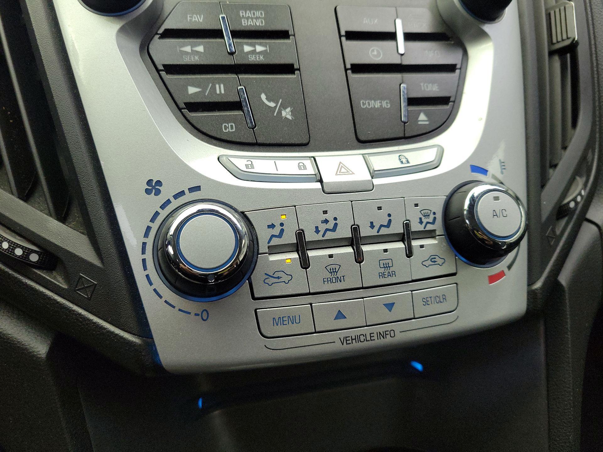 Thumbnail: 2015 Chevrolet Equinox - 14