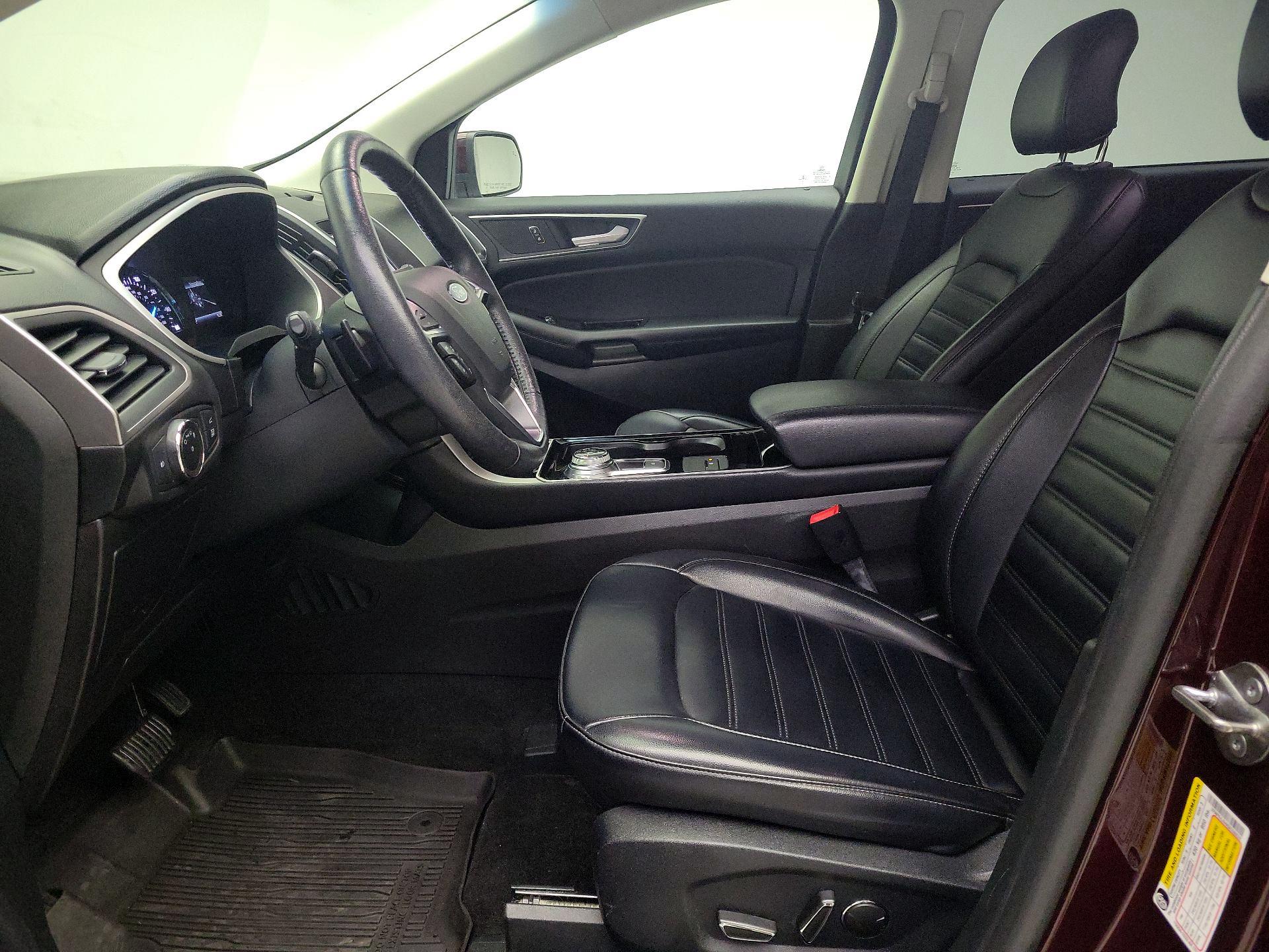 Thumbnail: 2019 Ford Edge - 11