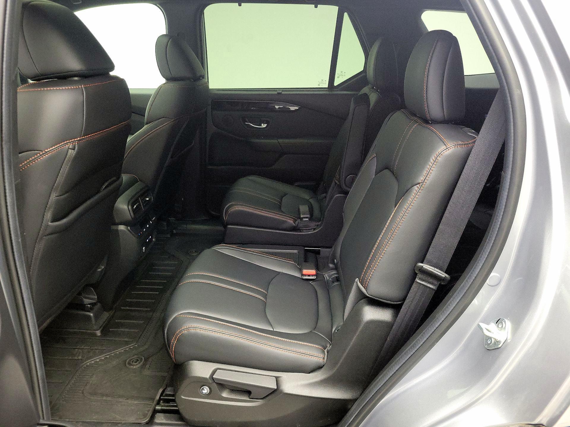 Thumbnail: 2025 Honda Pilot - 20