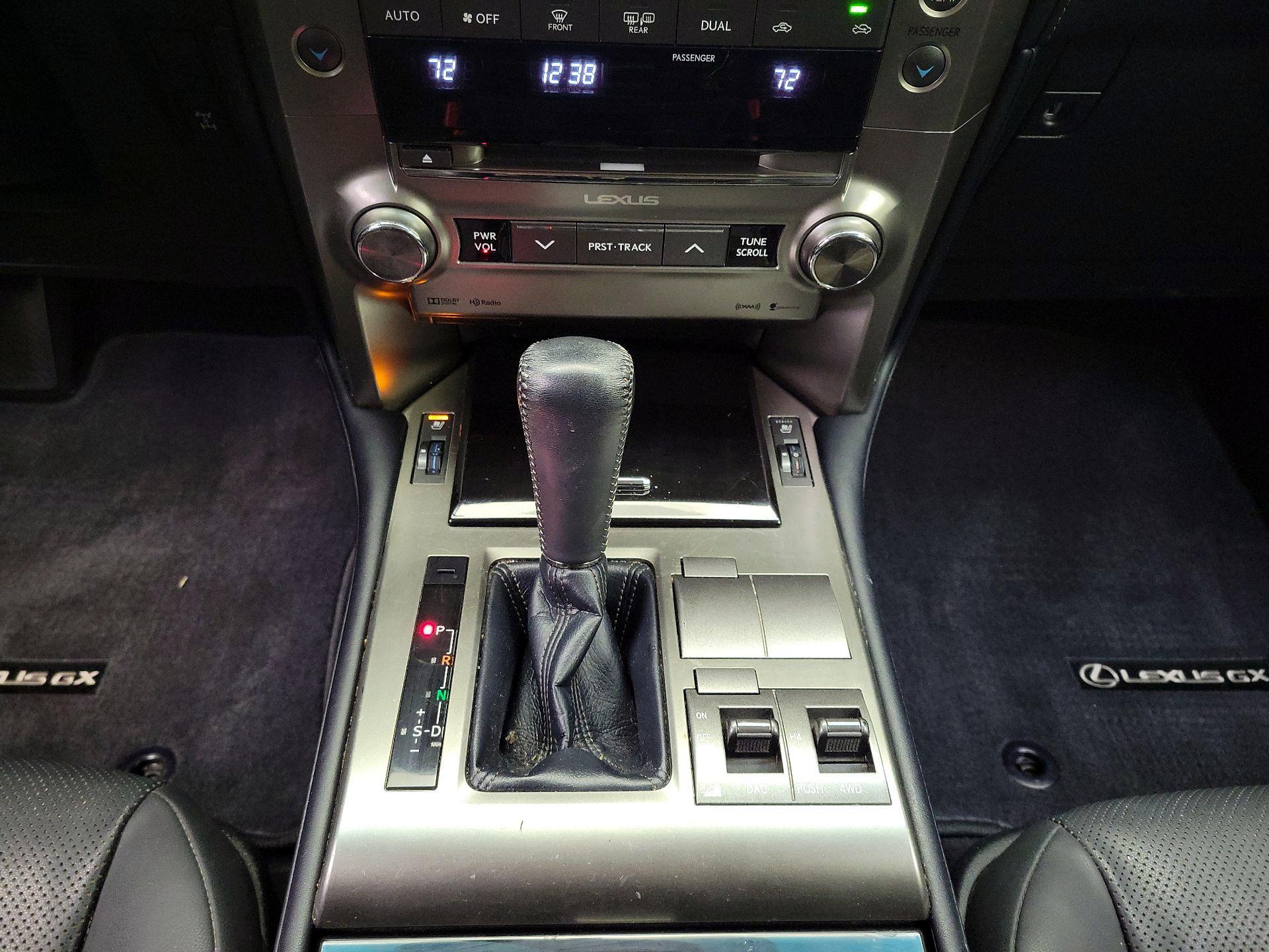 Thumbnail: 2018 Lexus GX - 18