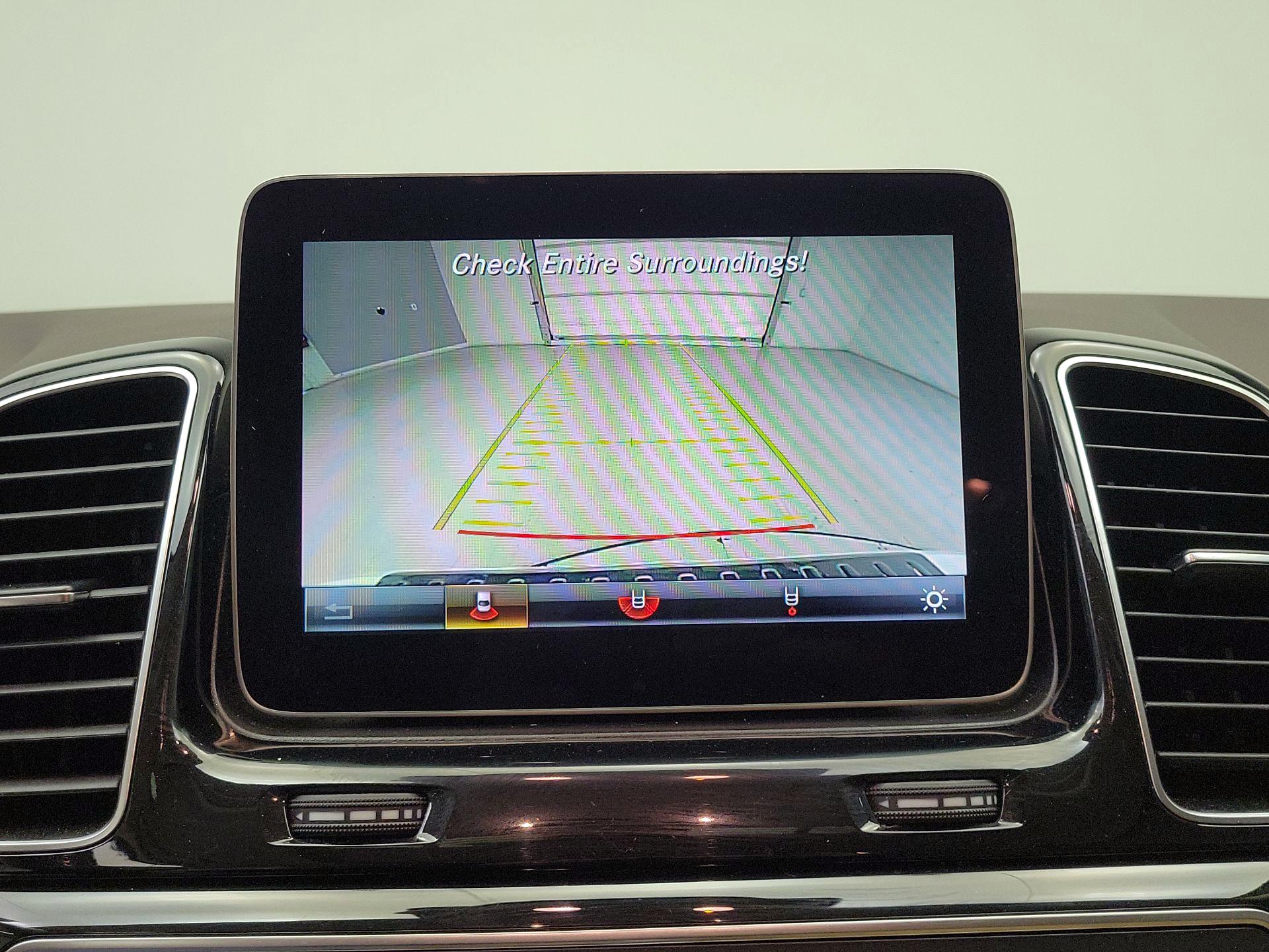 Thumbnail: 2018 Mercedes-Benz GLE - 15