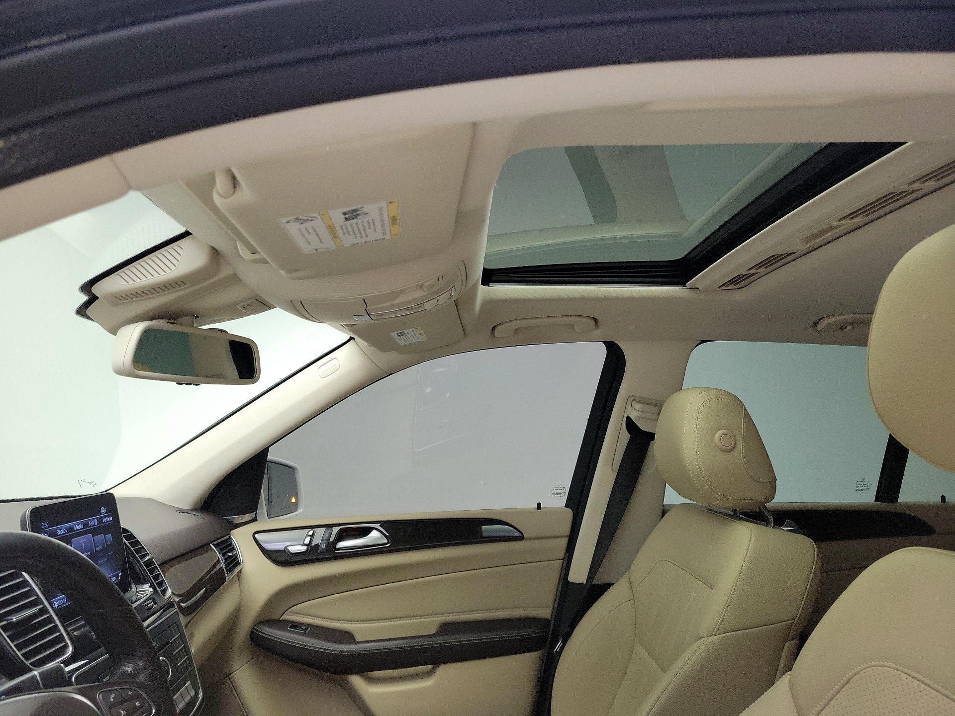 Thumbnail: 2018 Mercedes-Benz GLE - 20